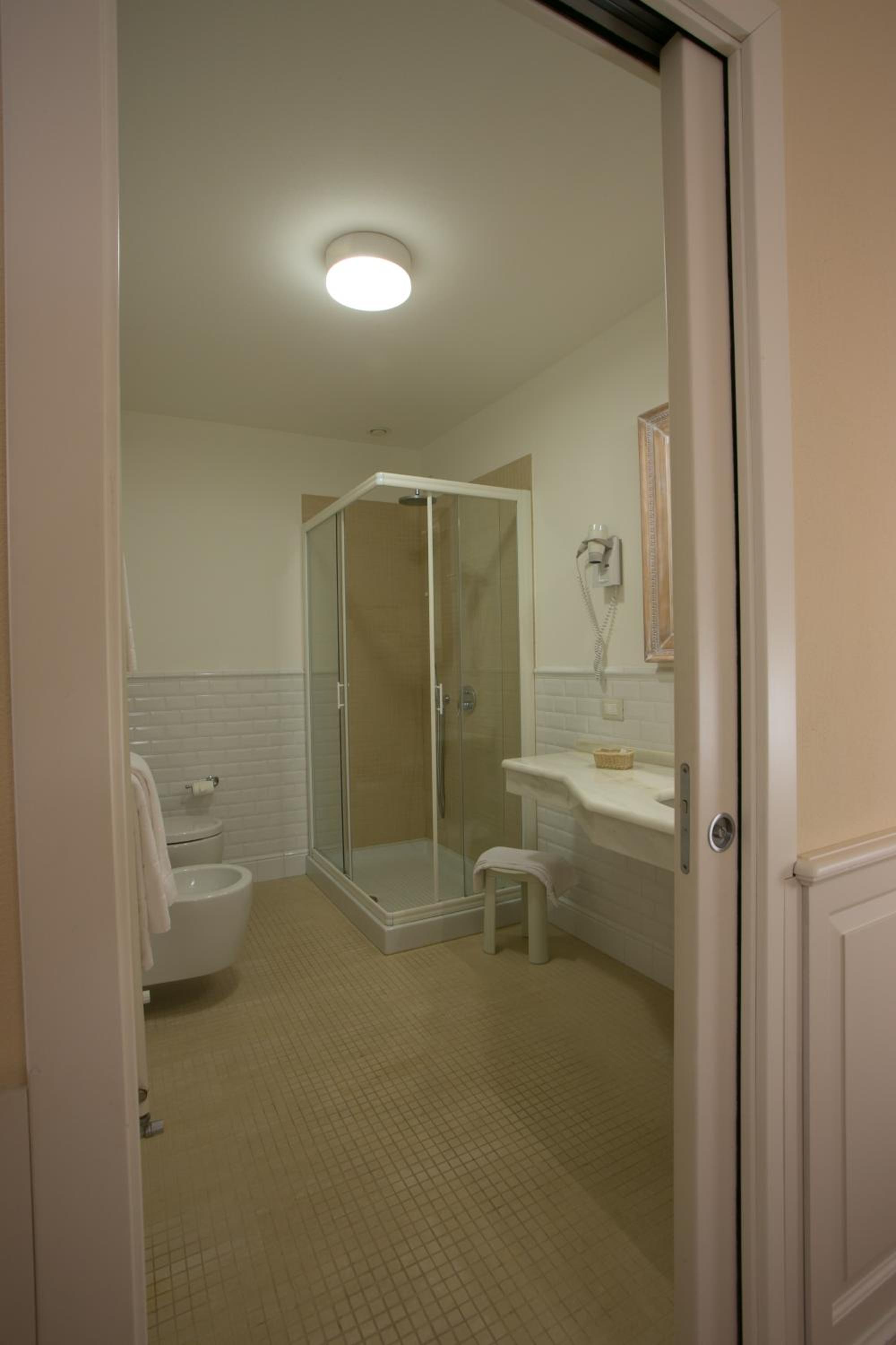 Junior Suite - Photo 2