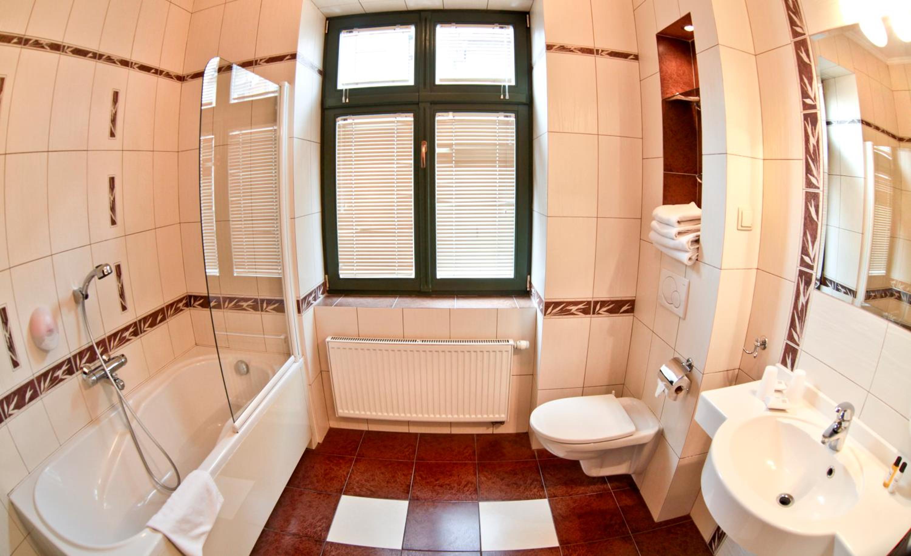 Deluxe Double Room - Photo 10