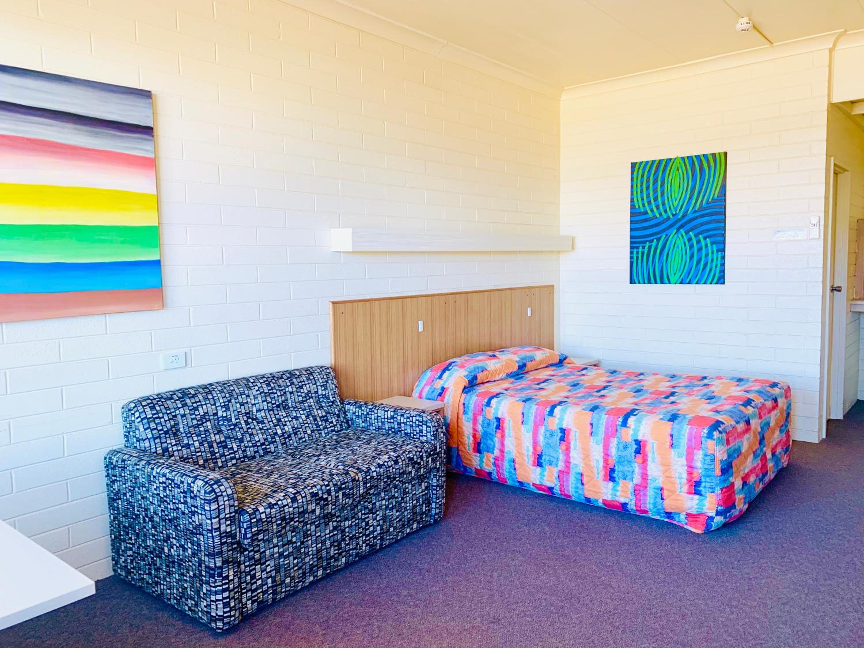 Standard Double Room - Photo 4