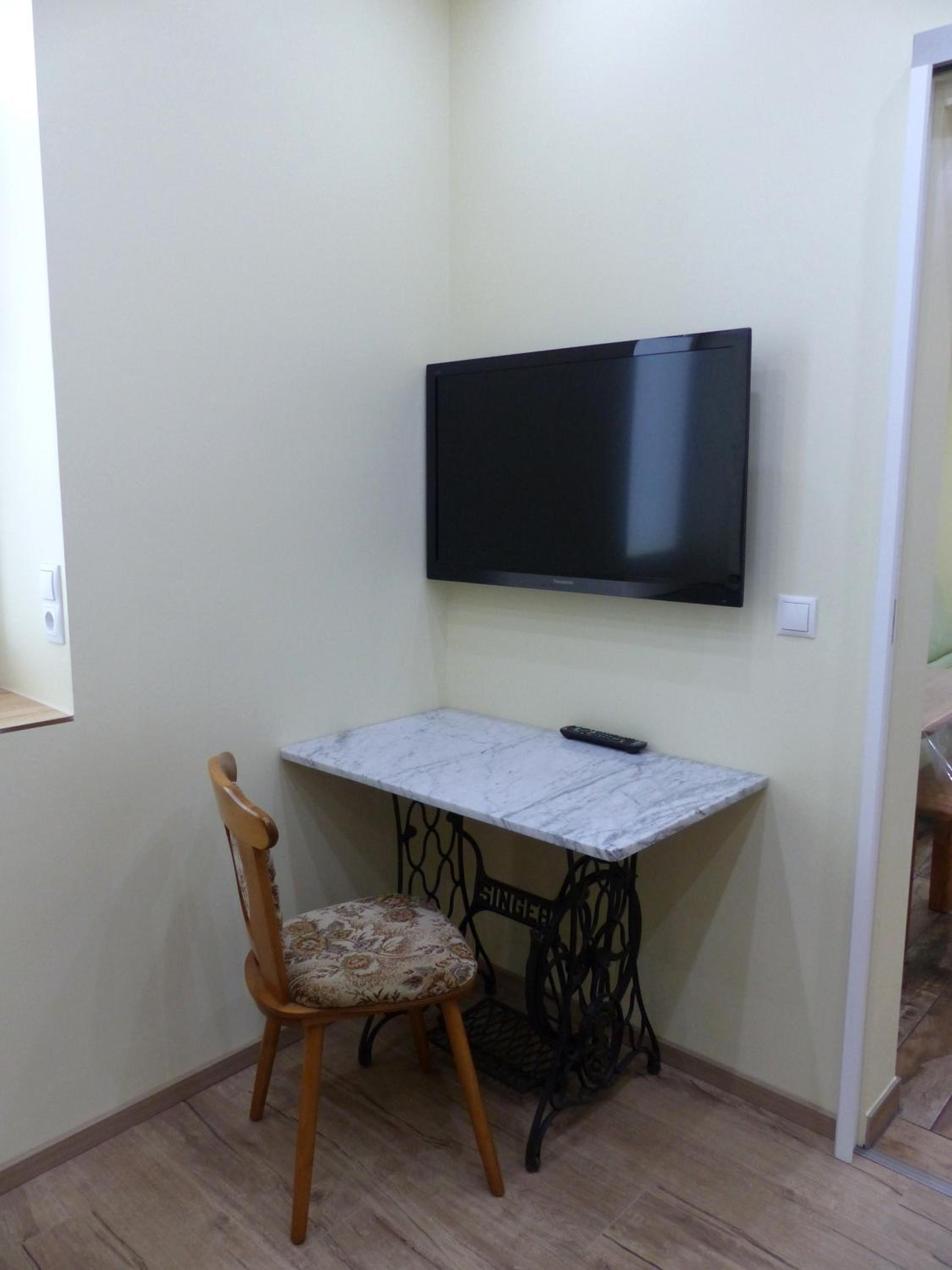 Two-Bedroom Apartment photo 2
