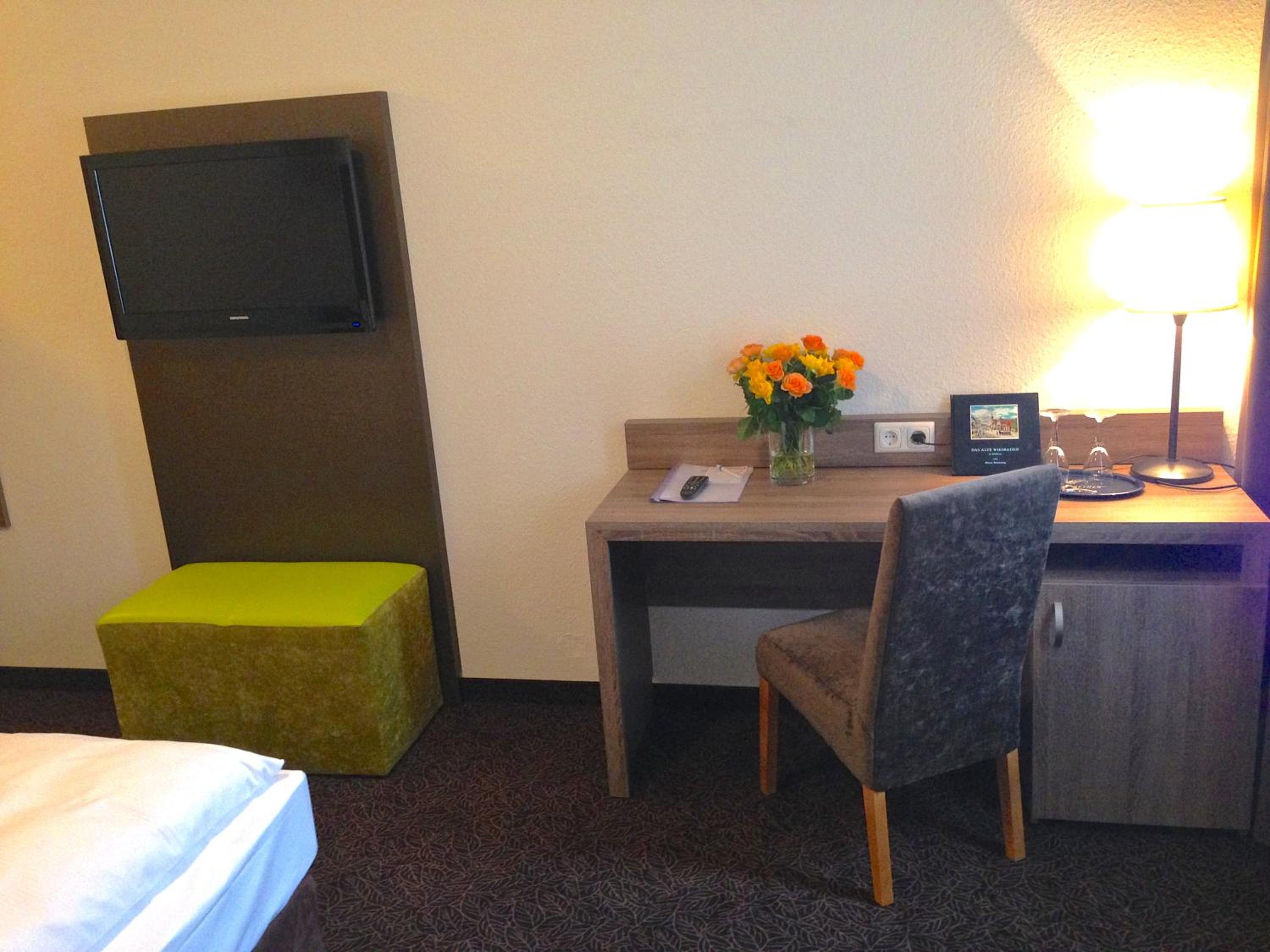 Single Room photo 3