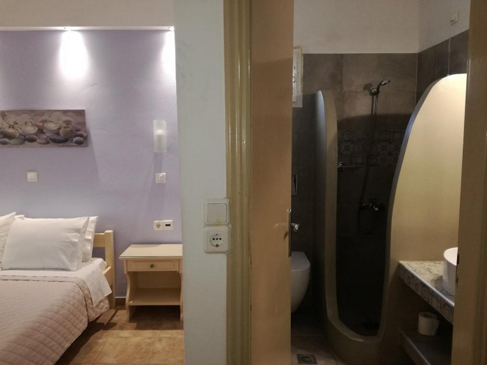 Double Room with Sea View - Photo 4