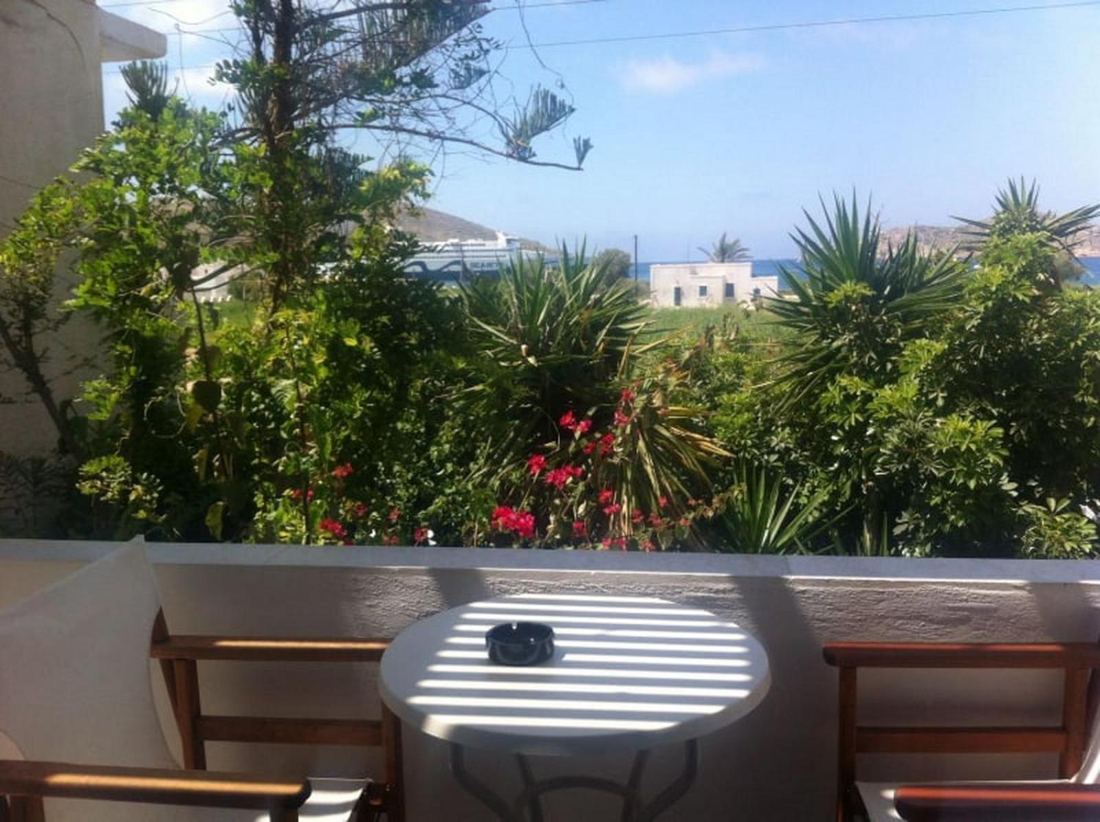 Double Room with Sea View - Photo 6