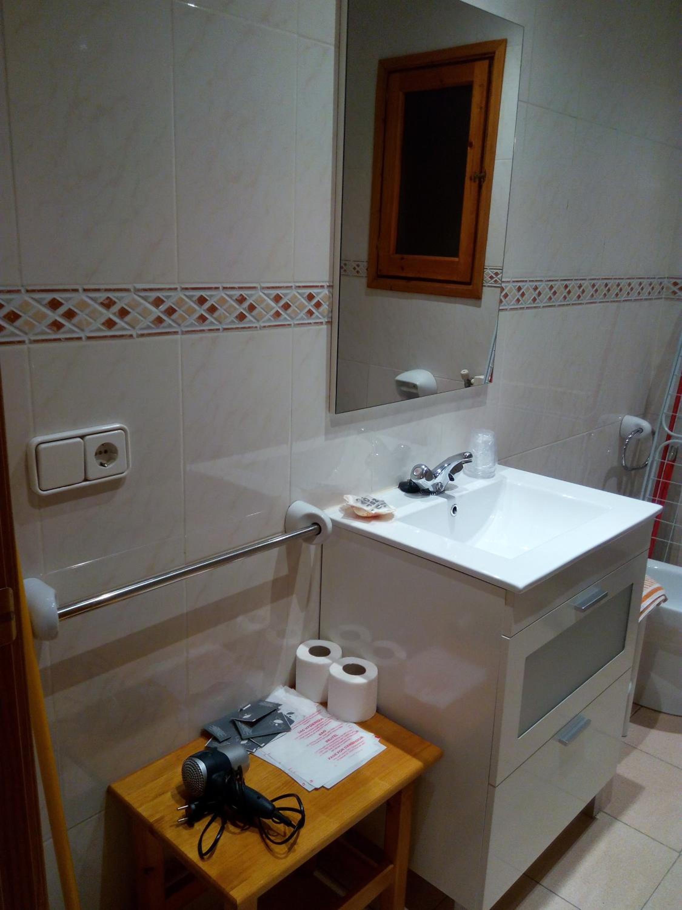 Superior One-Bedroom Apartment (2 Adults) photo 3