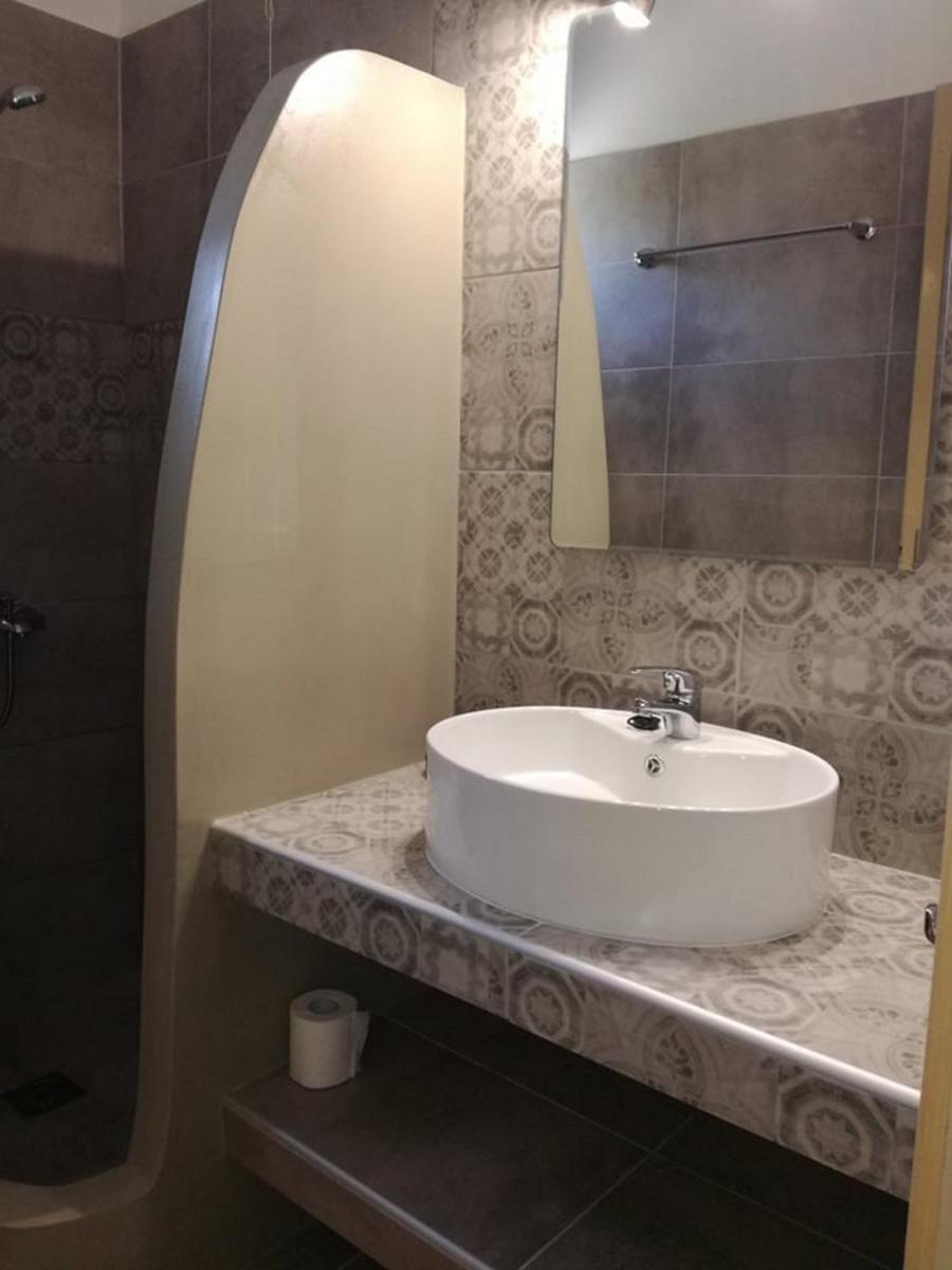 Double Room with Sea View - Photo 2