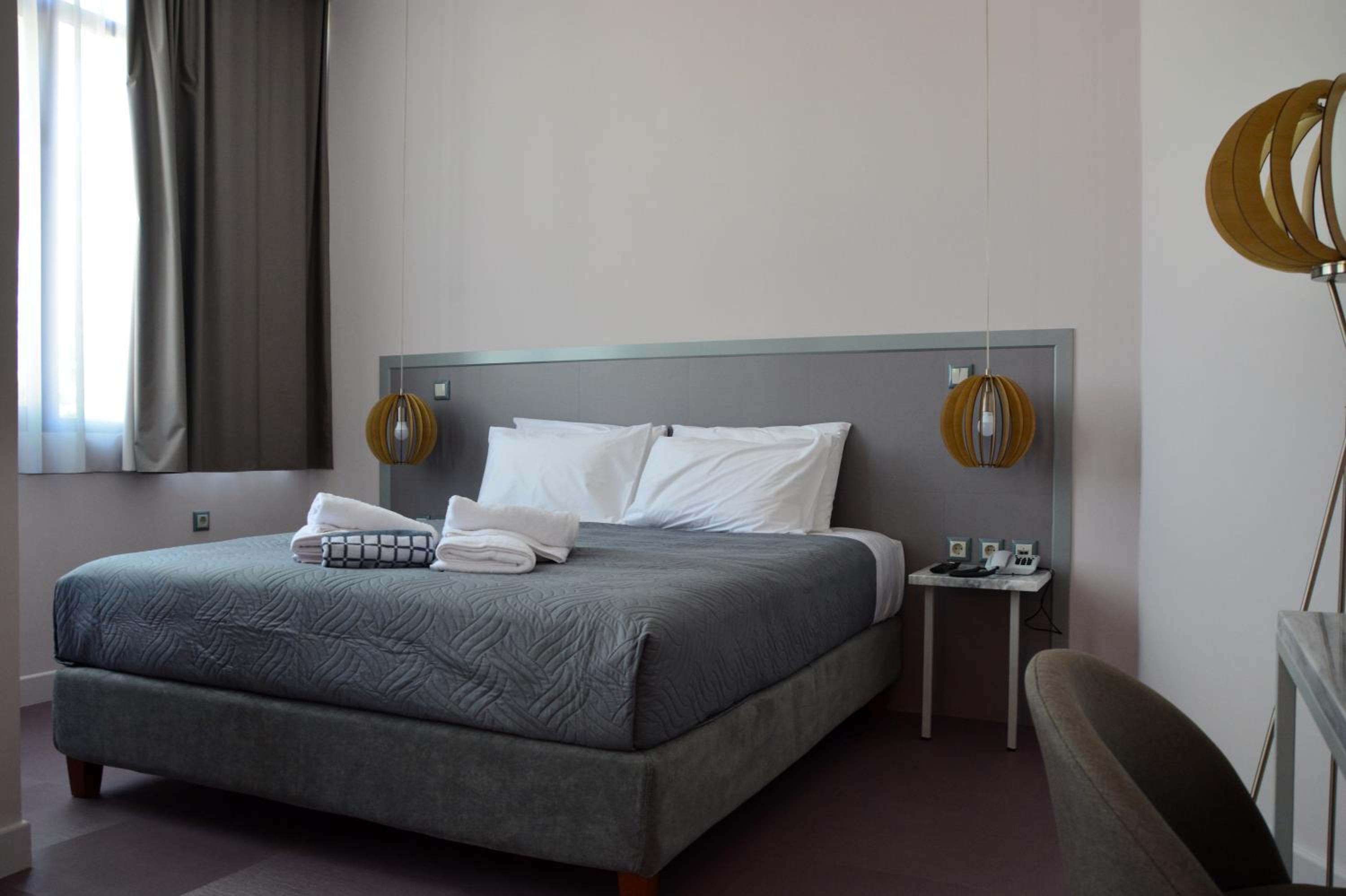 Standard Suite - Photo 17