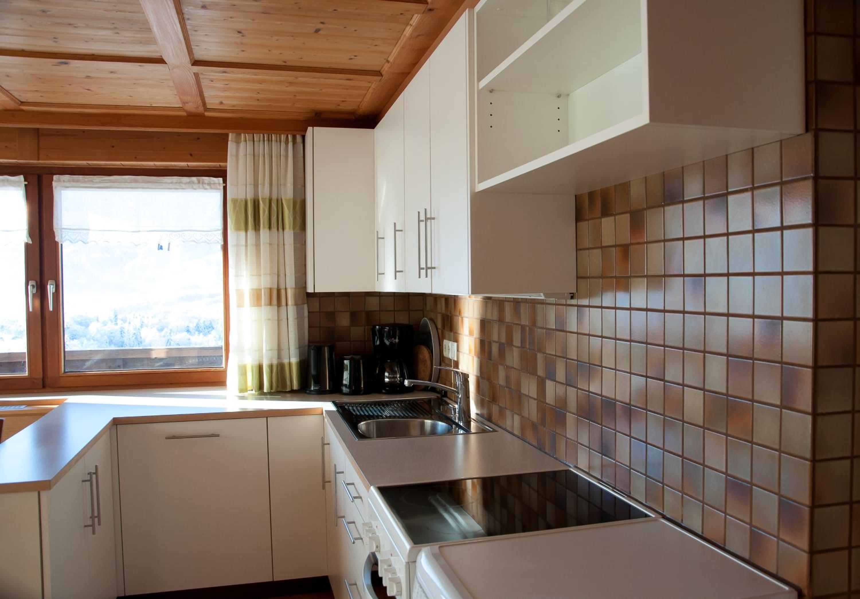 Apartment with Balcony photo 3