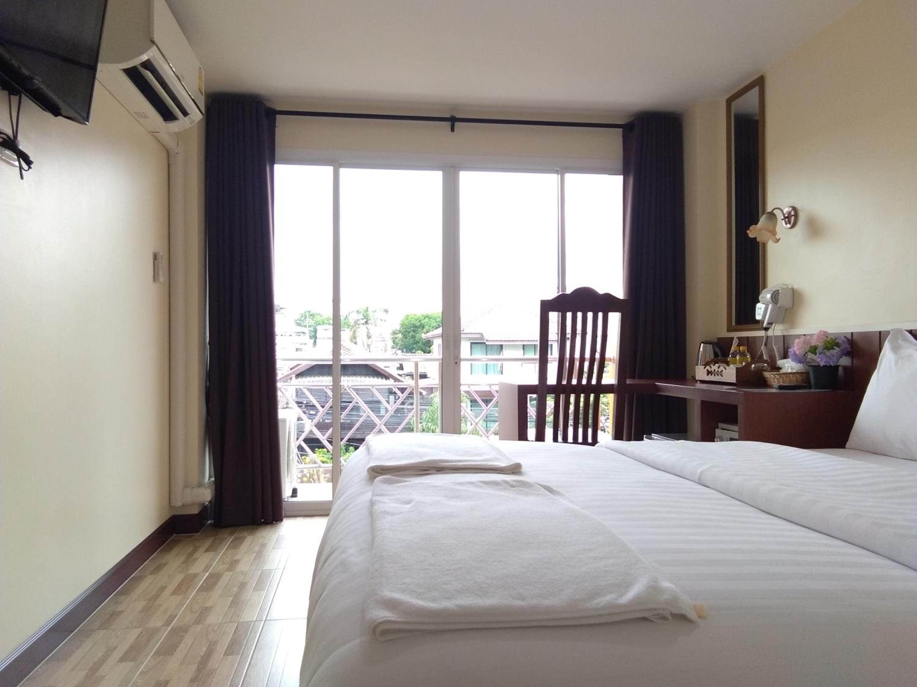 Double Room with Garden View photo 1