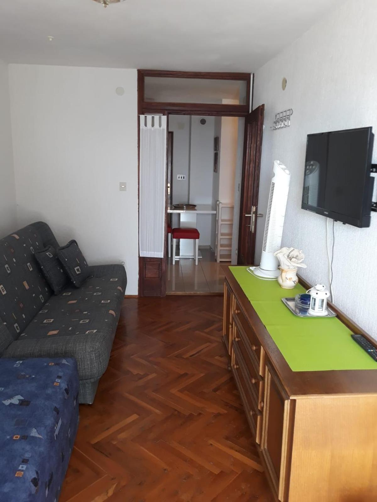 One-Bedroom Apartment with Sea View and Terrace photo 1