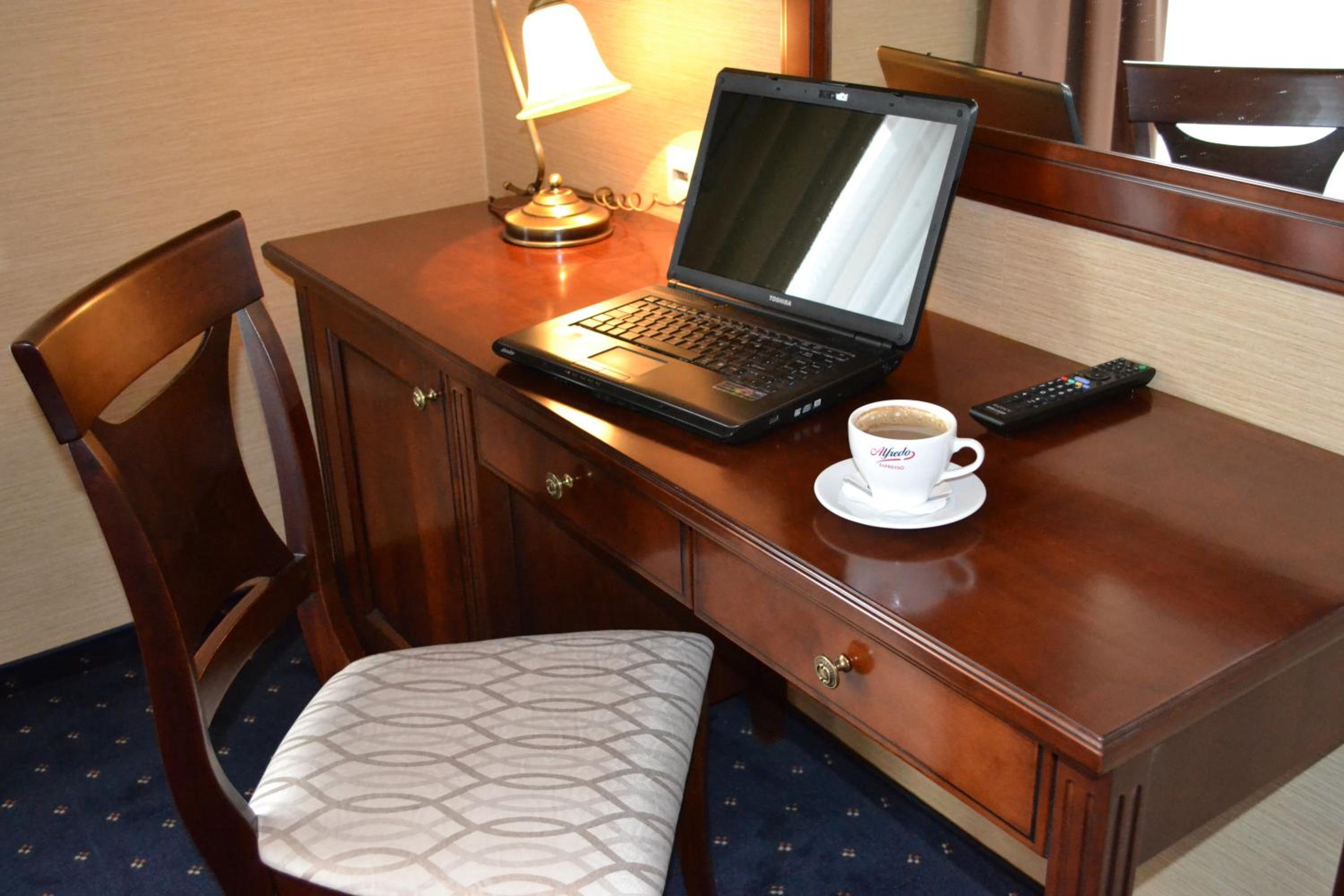 Twin Room - Photo 4
