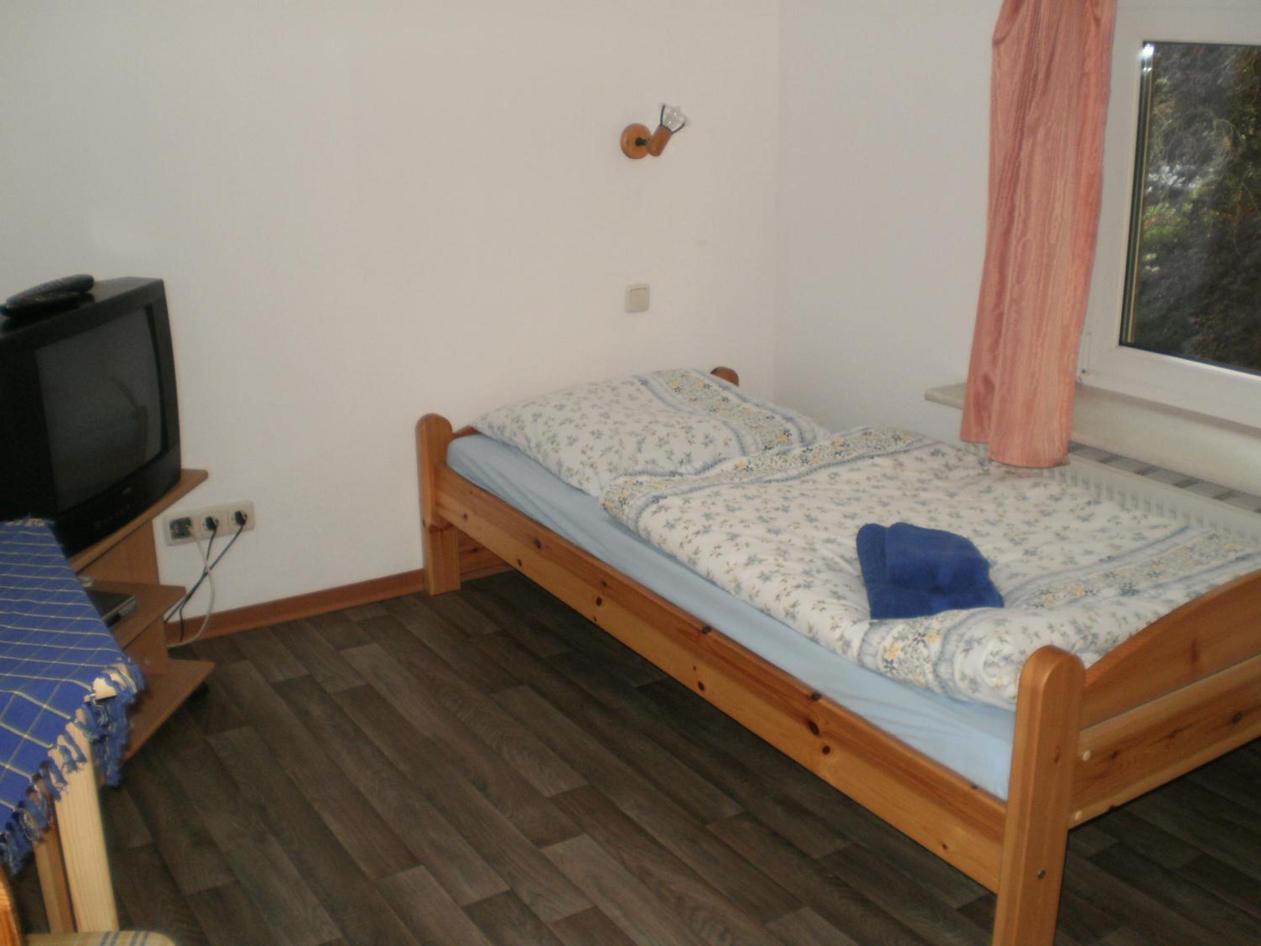 Single Room photo 3