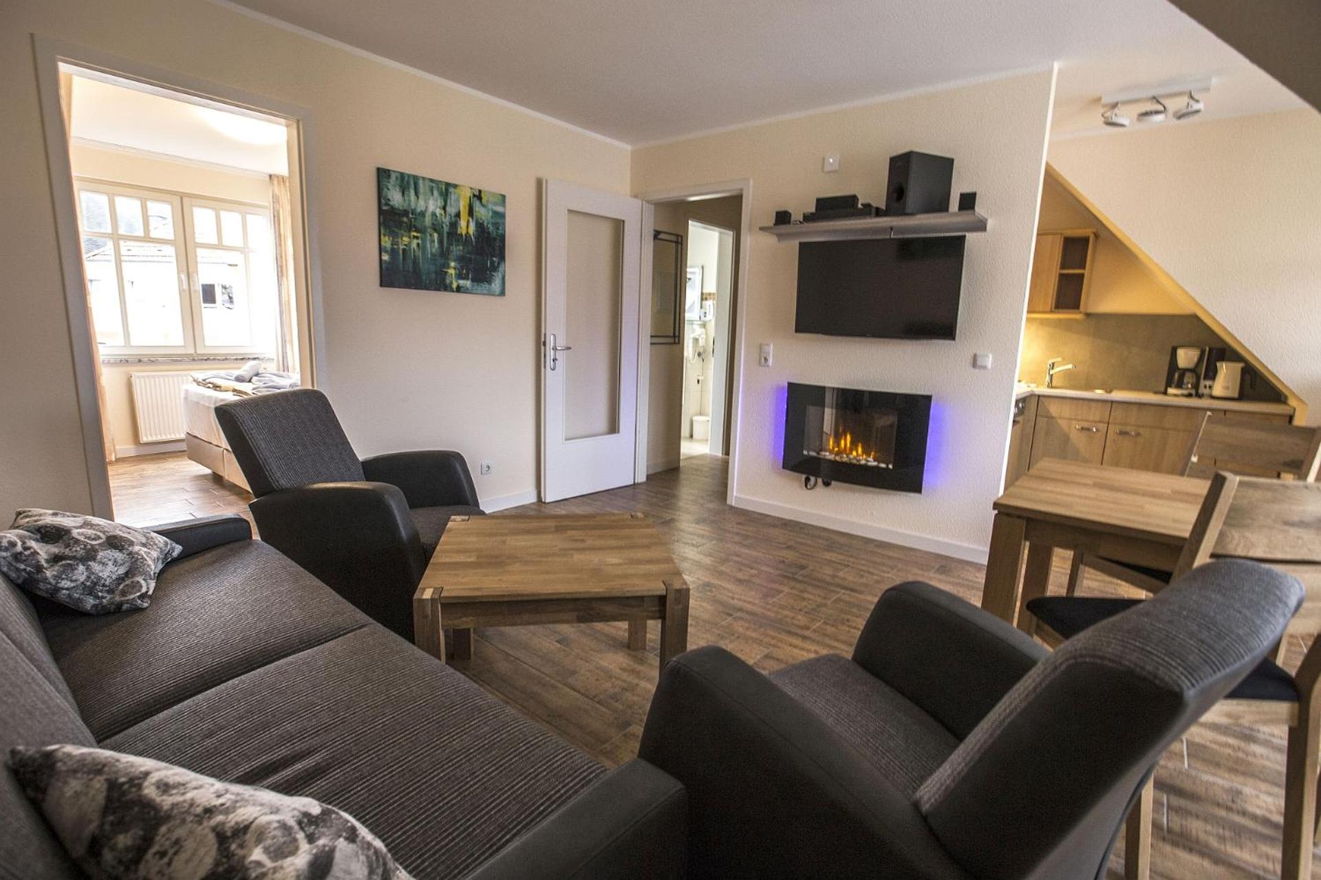 One-Bedroom Apartment with Balcony photo 2