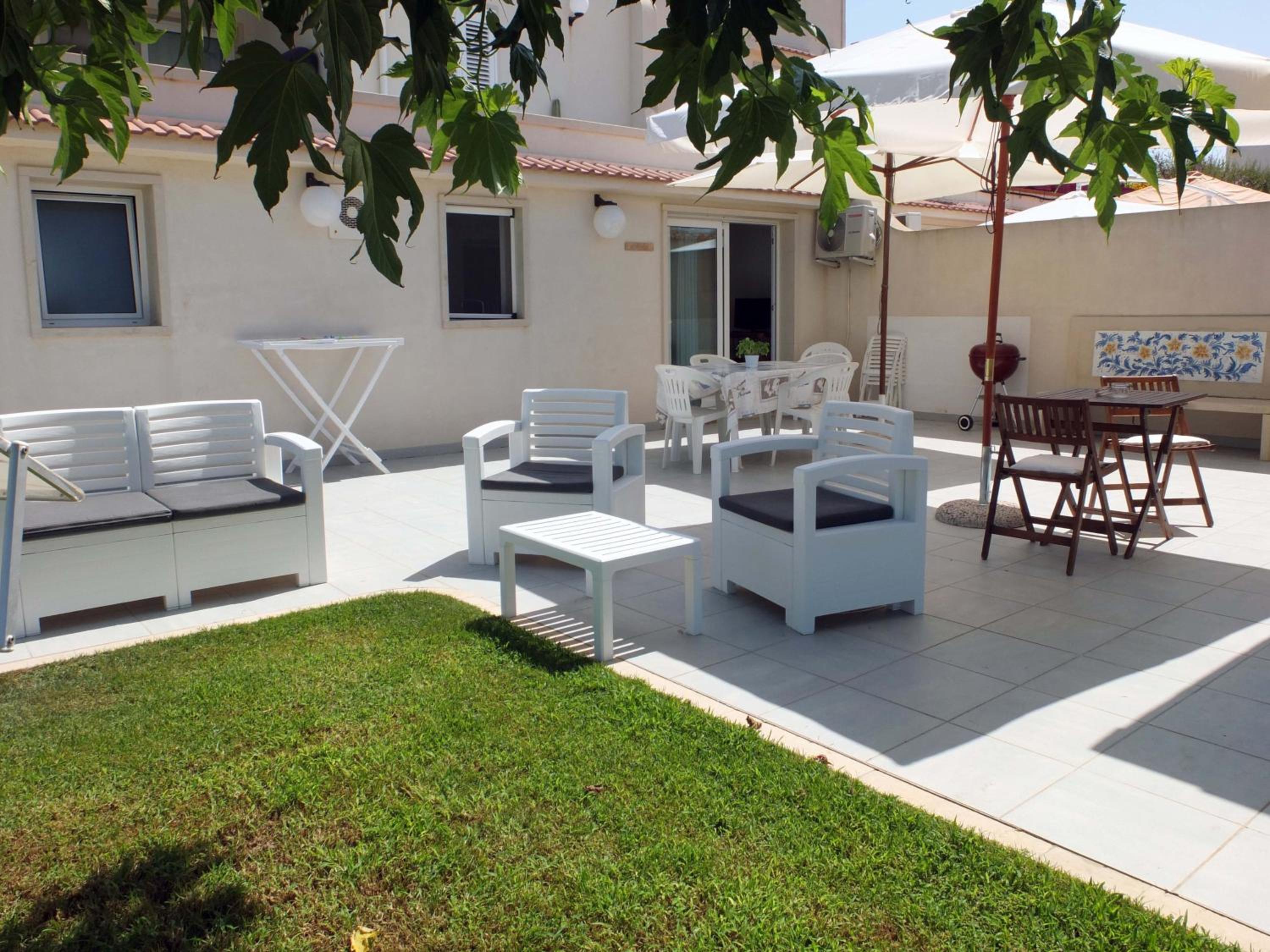 Villa - Beach Front photo 2