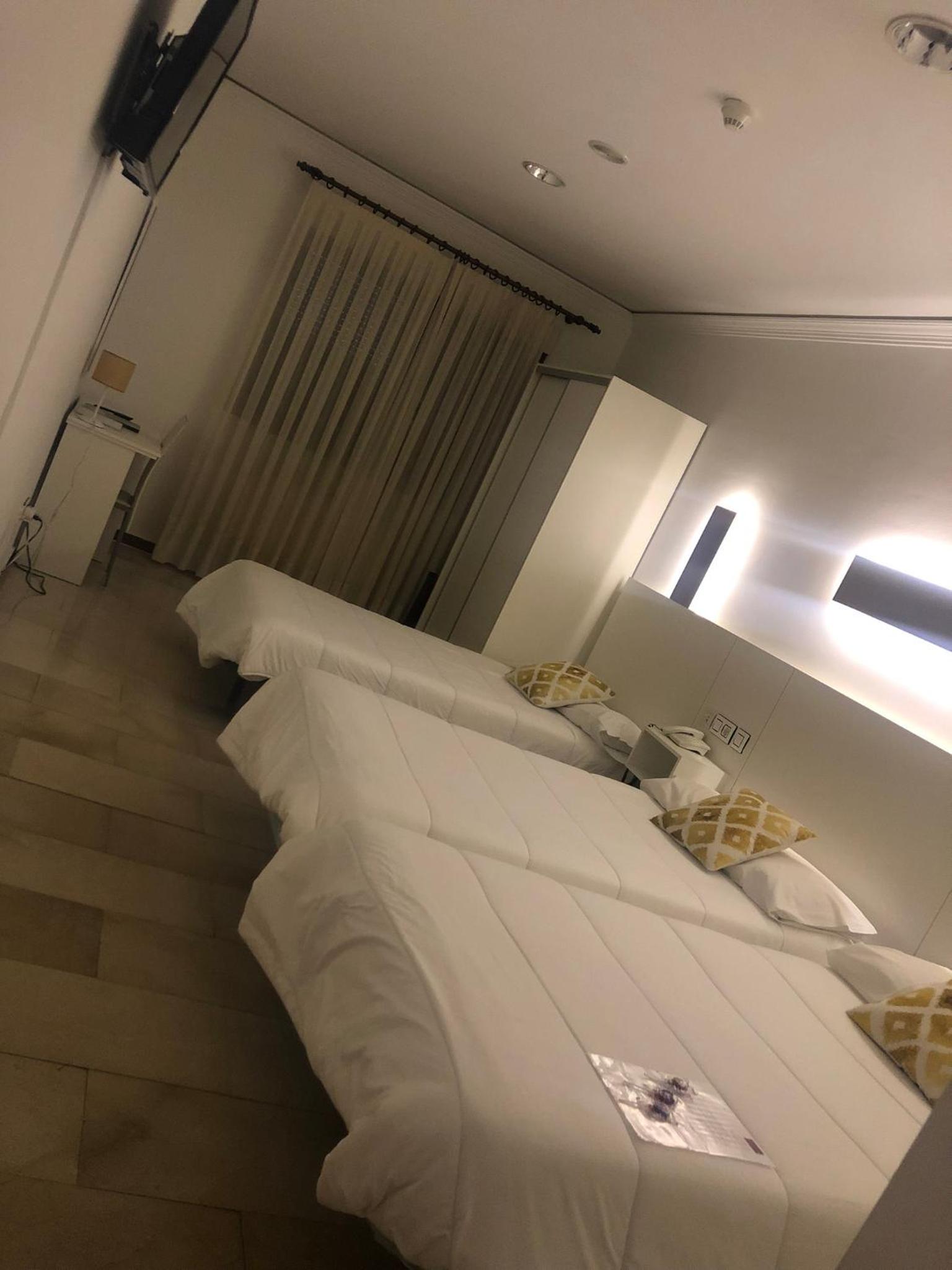 Triple Room - Photo 5