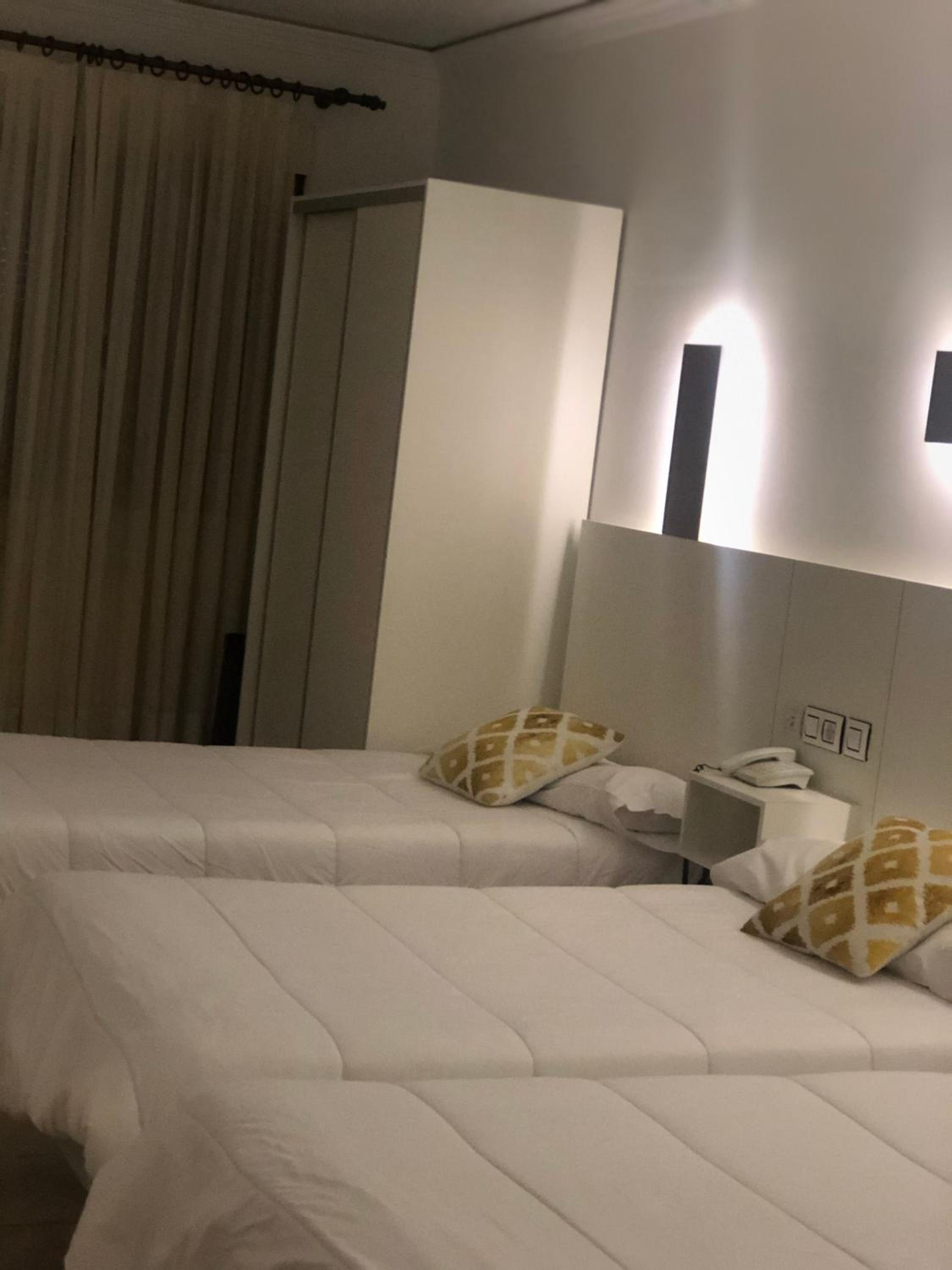 Triple Room - Photo 6