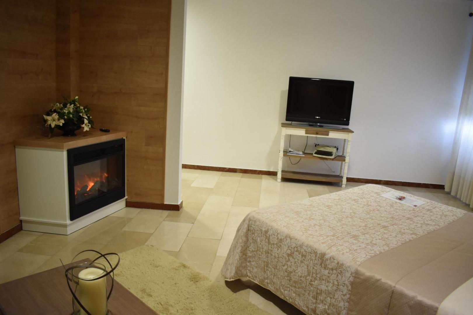 Suite - Photo 8