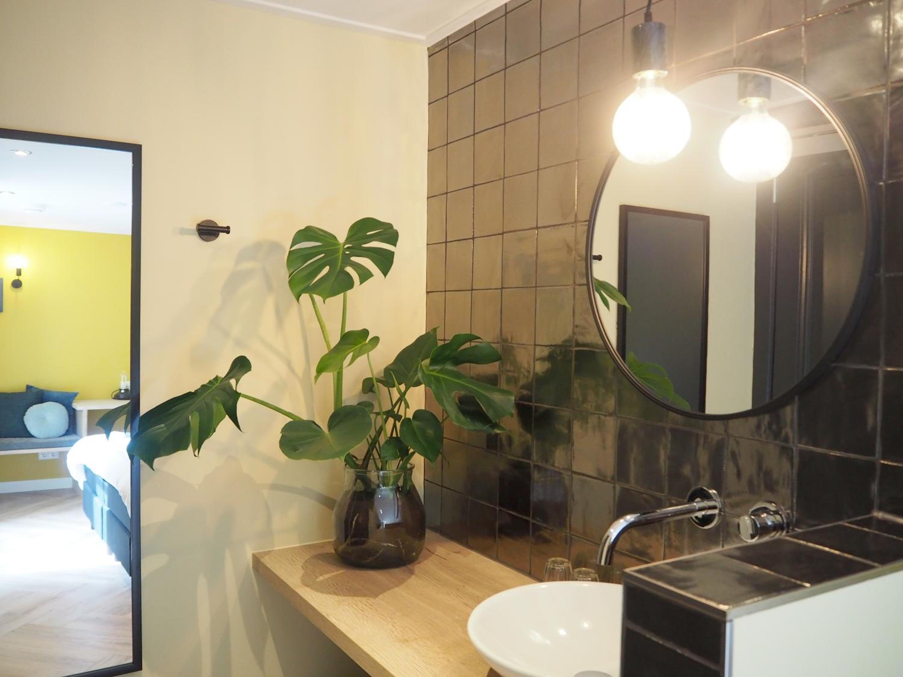 Small Double Room - Photo 5