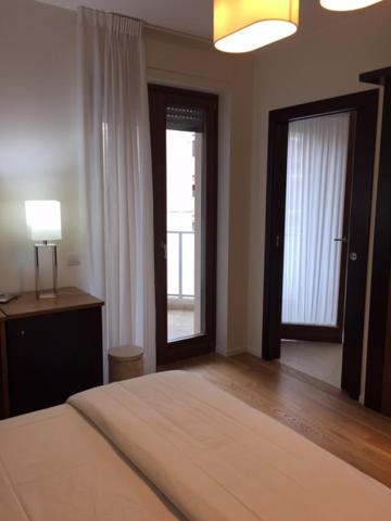 Deluxe Room (2 Adults + 1 Child) photo 1