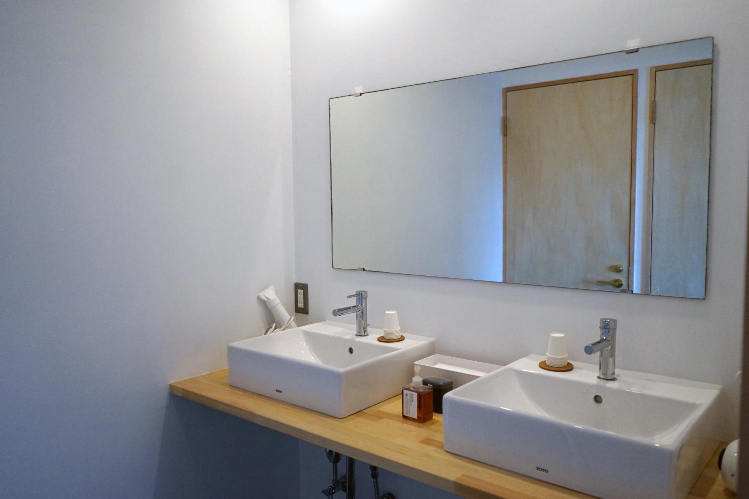 Twin Room with Sea View photo 3