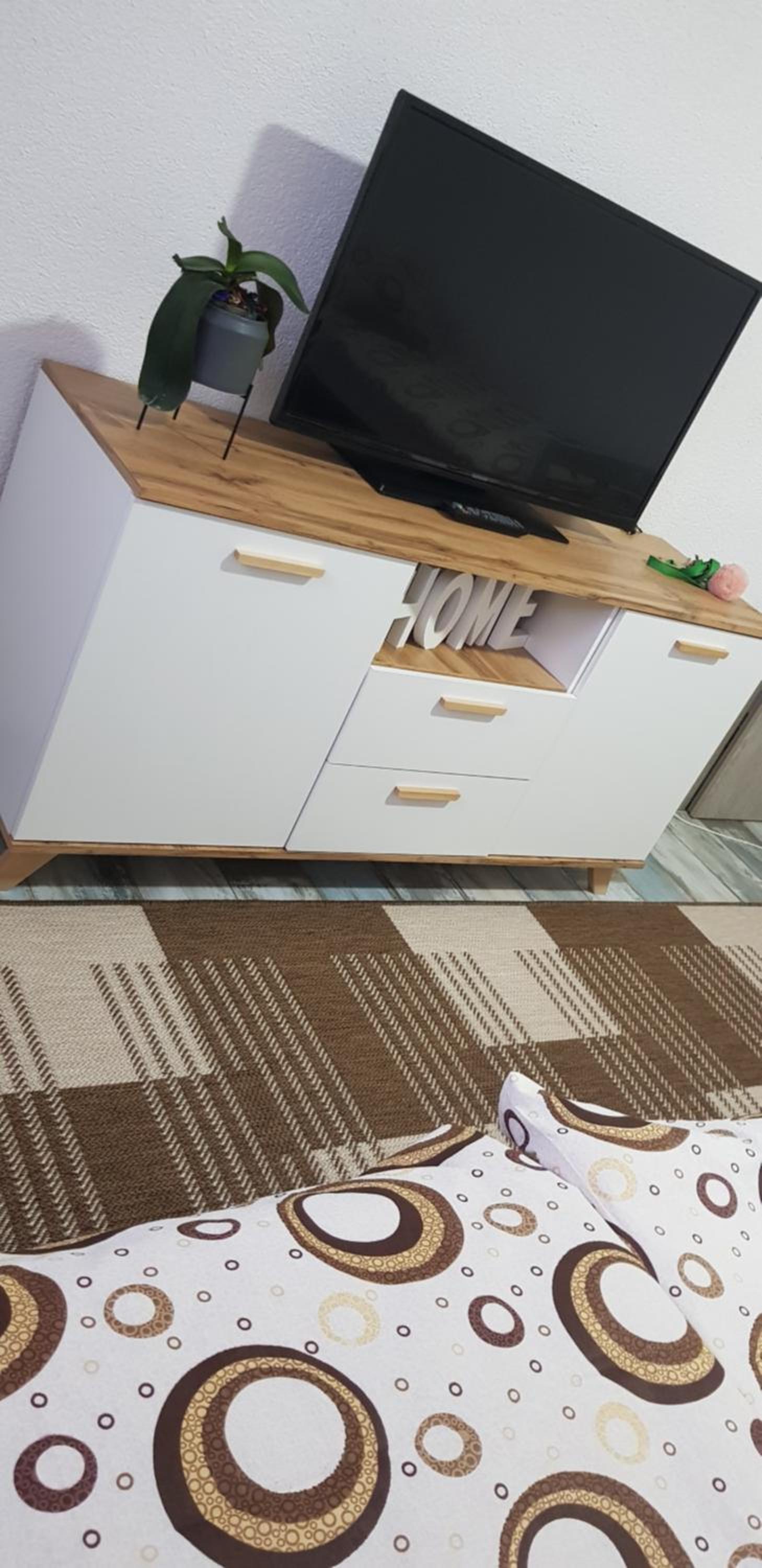Basic Triple Room with Shared Bathroom photo 3