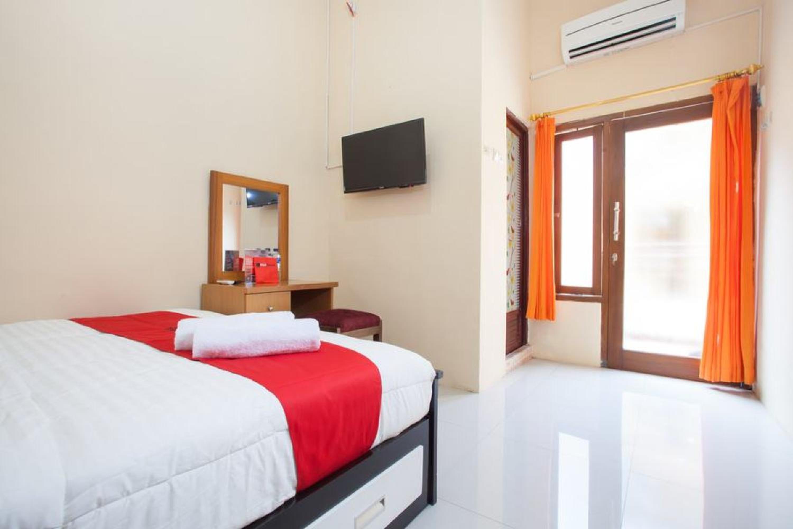 Double Room - Photo 5