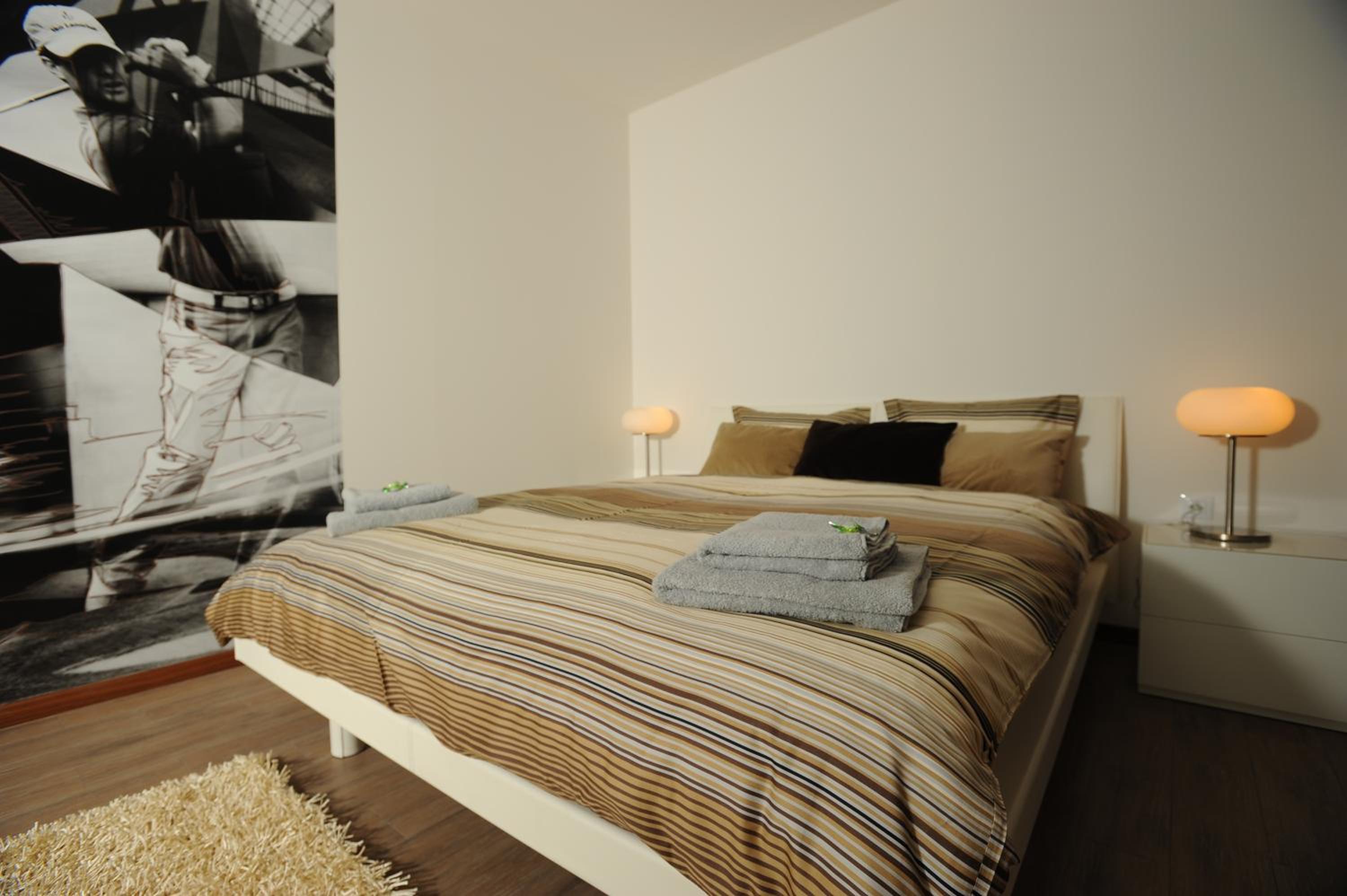 One-Bedroom Apartment (2 Adults)