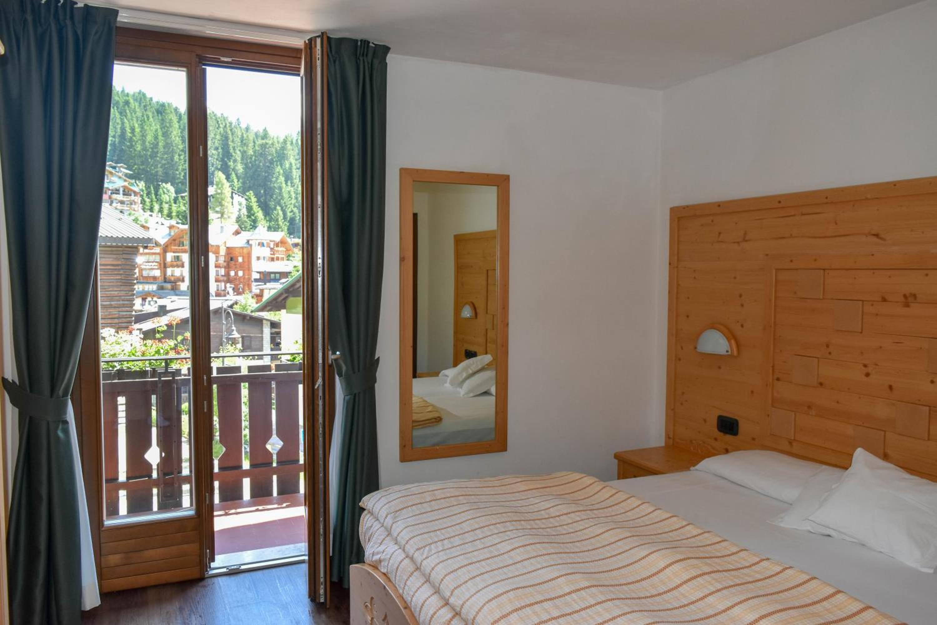 Double Room - Photo 3