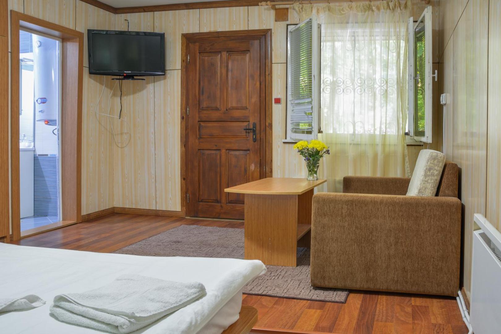 Bungalow - Photo 2