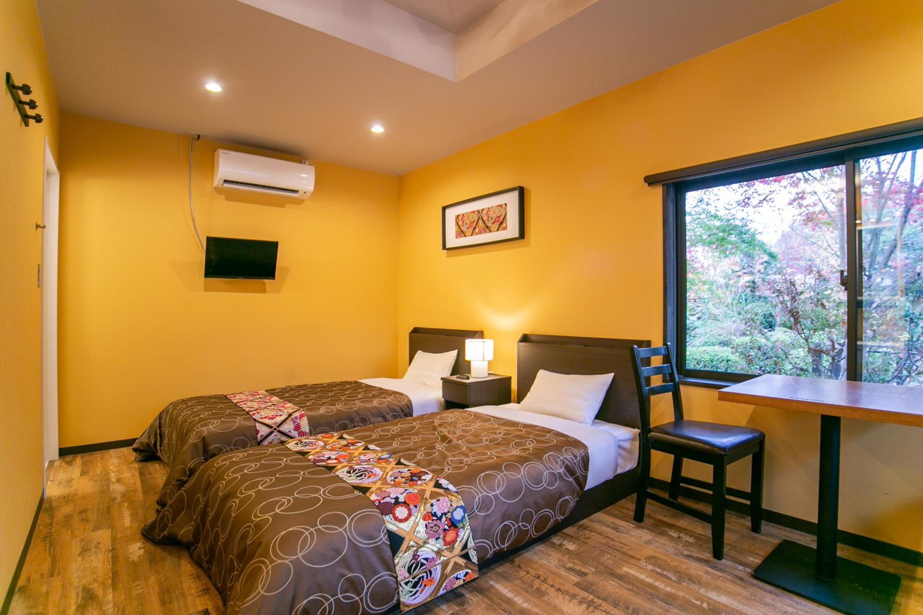 Twin Room - Annex (Pet Friendly)