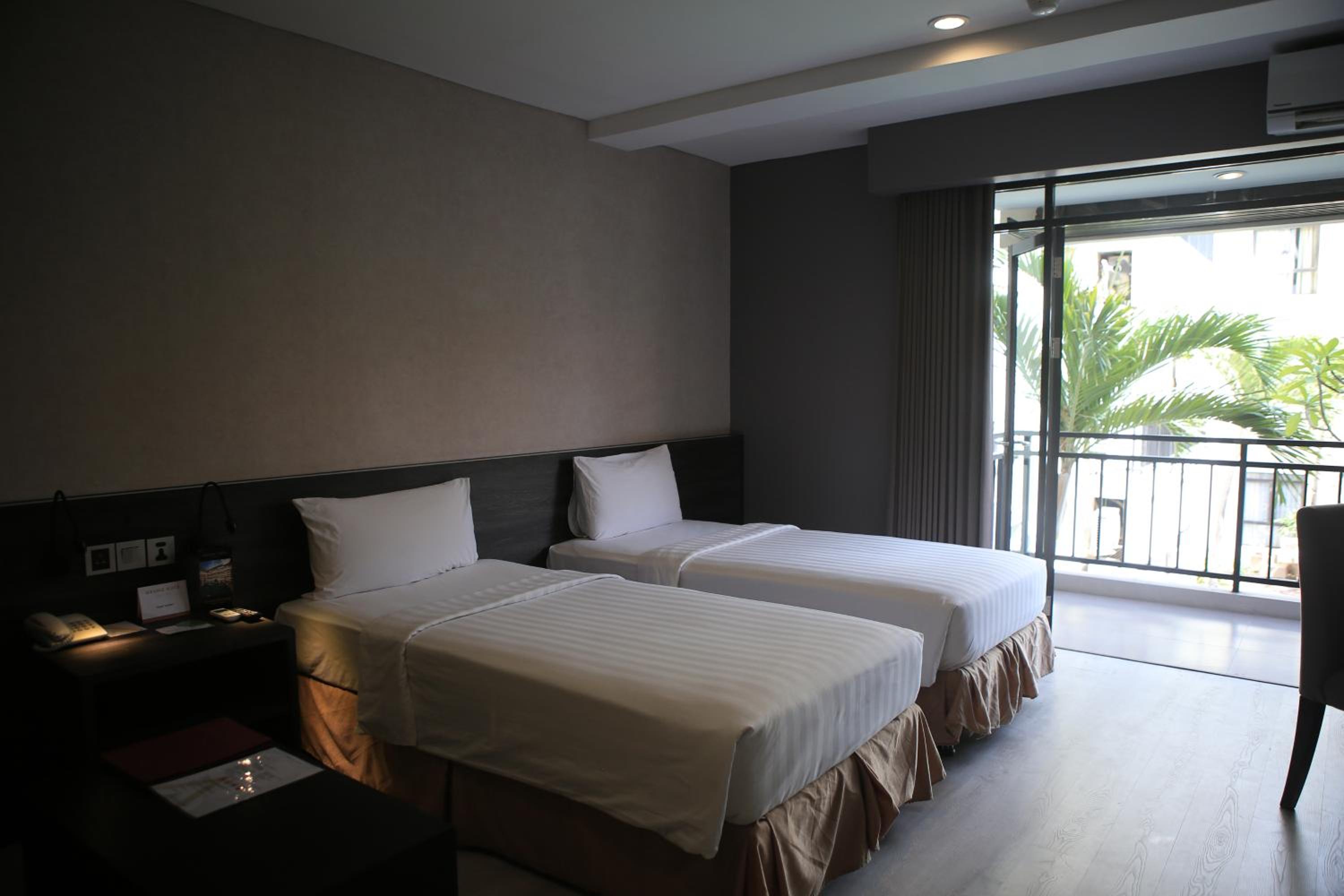 Deluxe Double or Twin Room - Photo 8