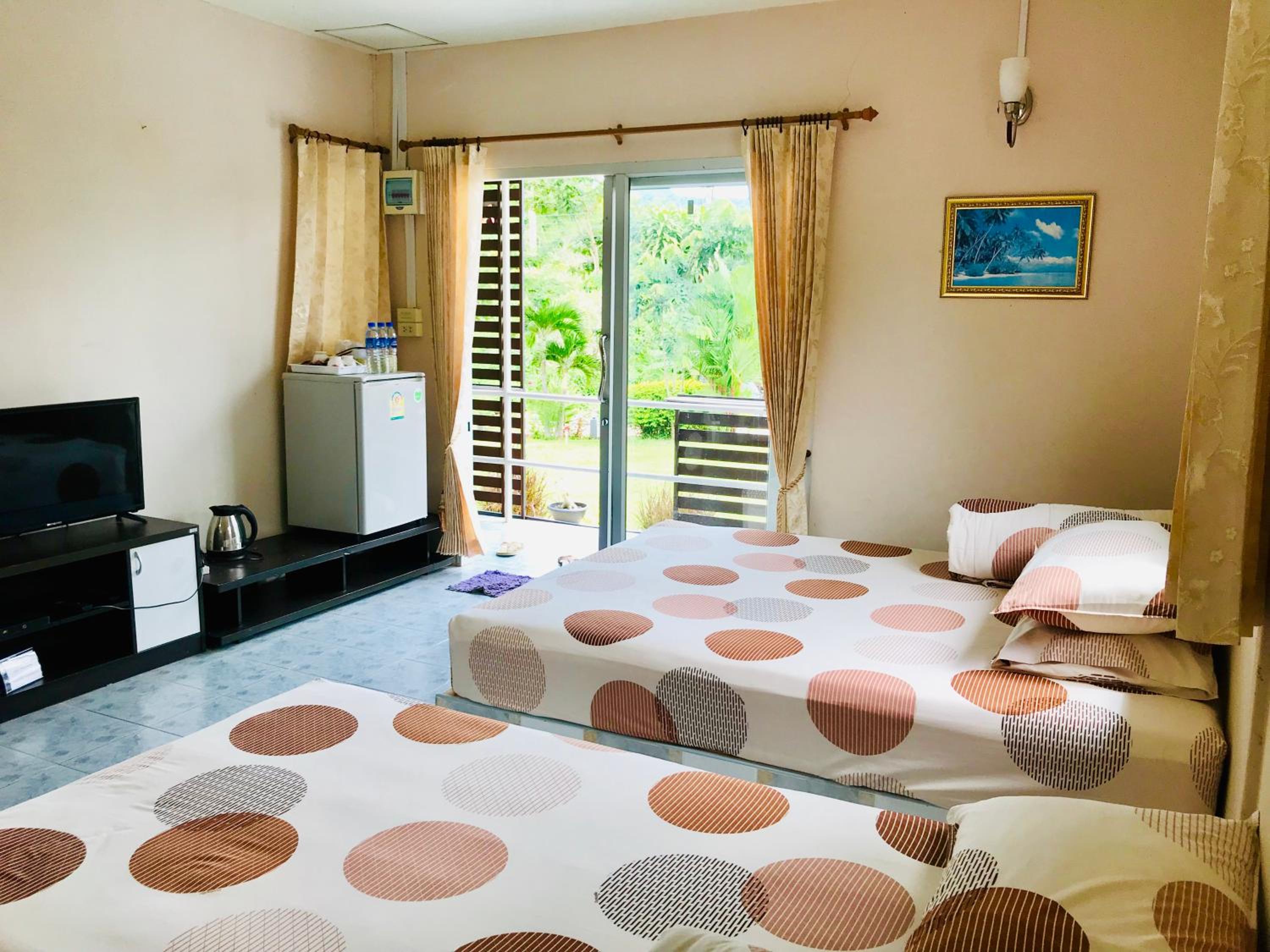 Deluxe Triple Room
