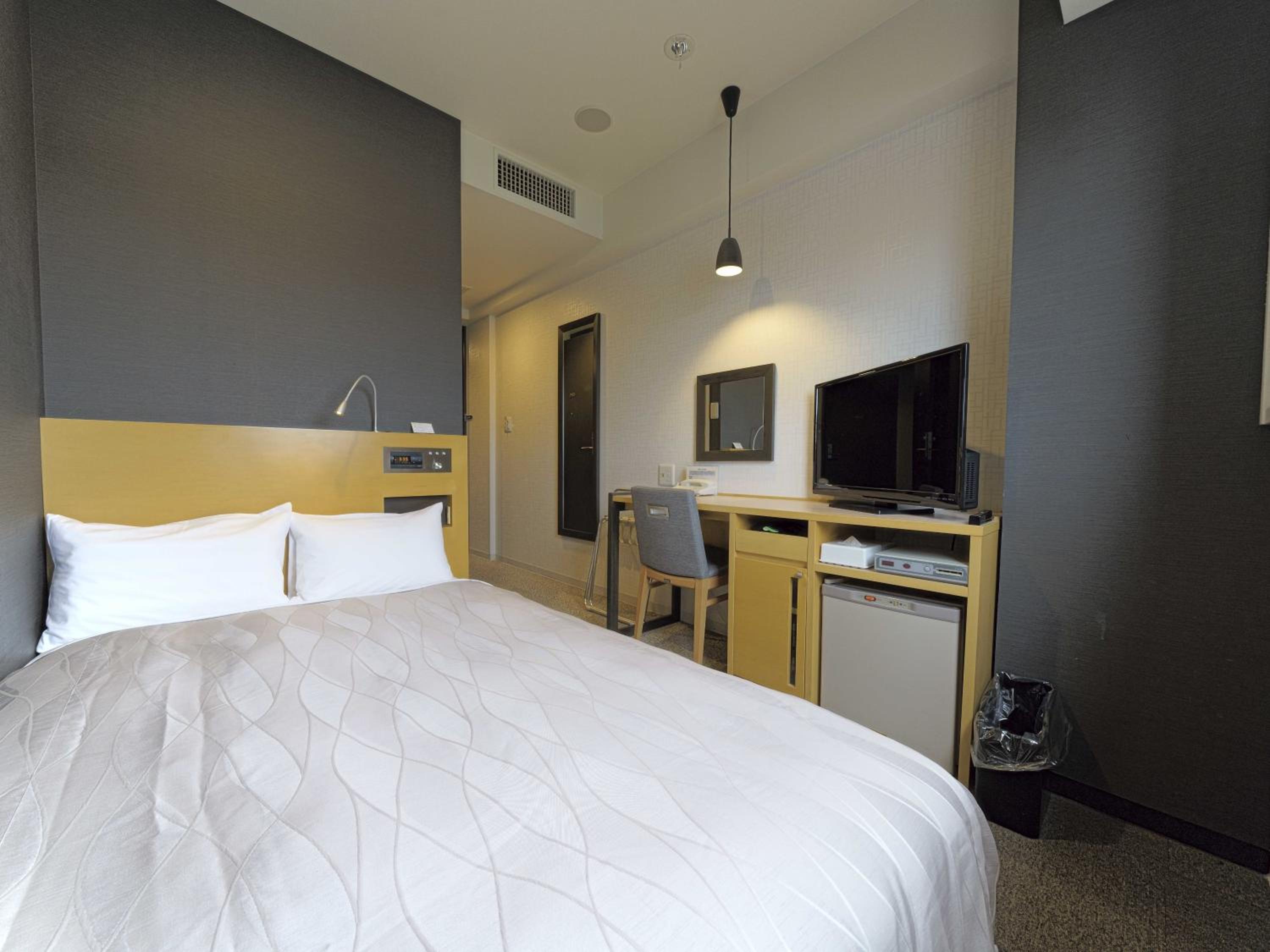 Single Room - Non-Smoking - Photo 1