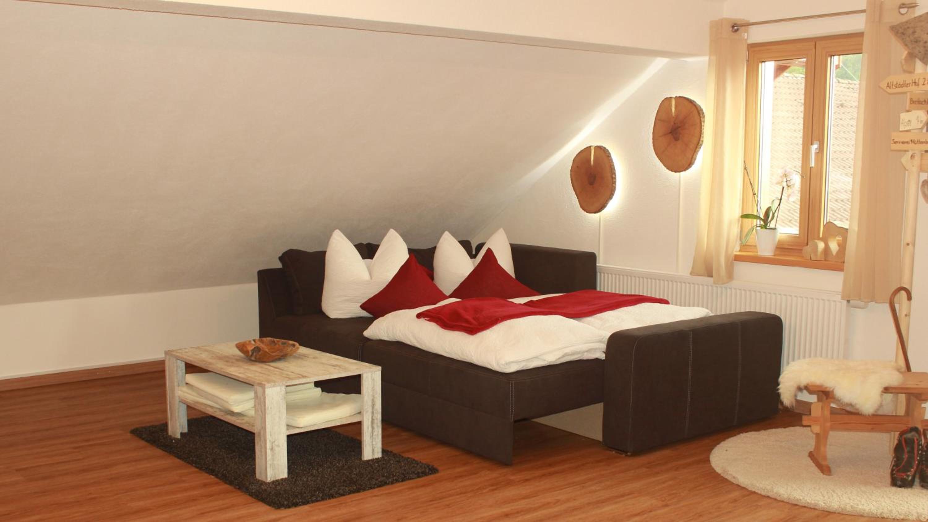 Apartment with Balcony photo 3