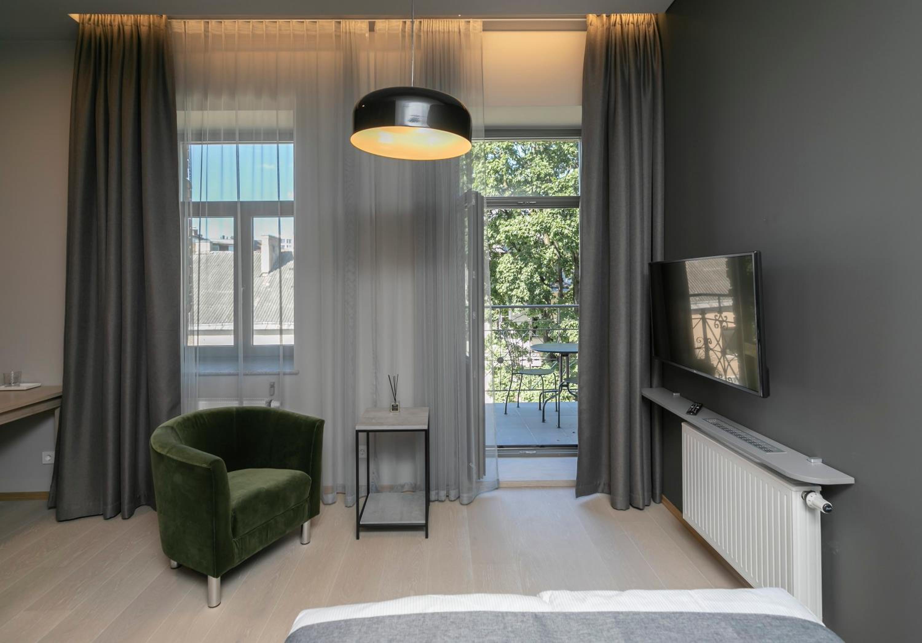 Apartment with Balcony