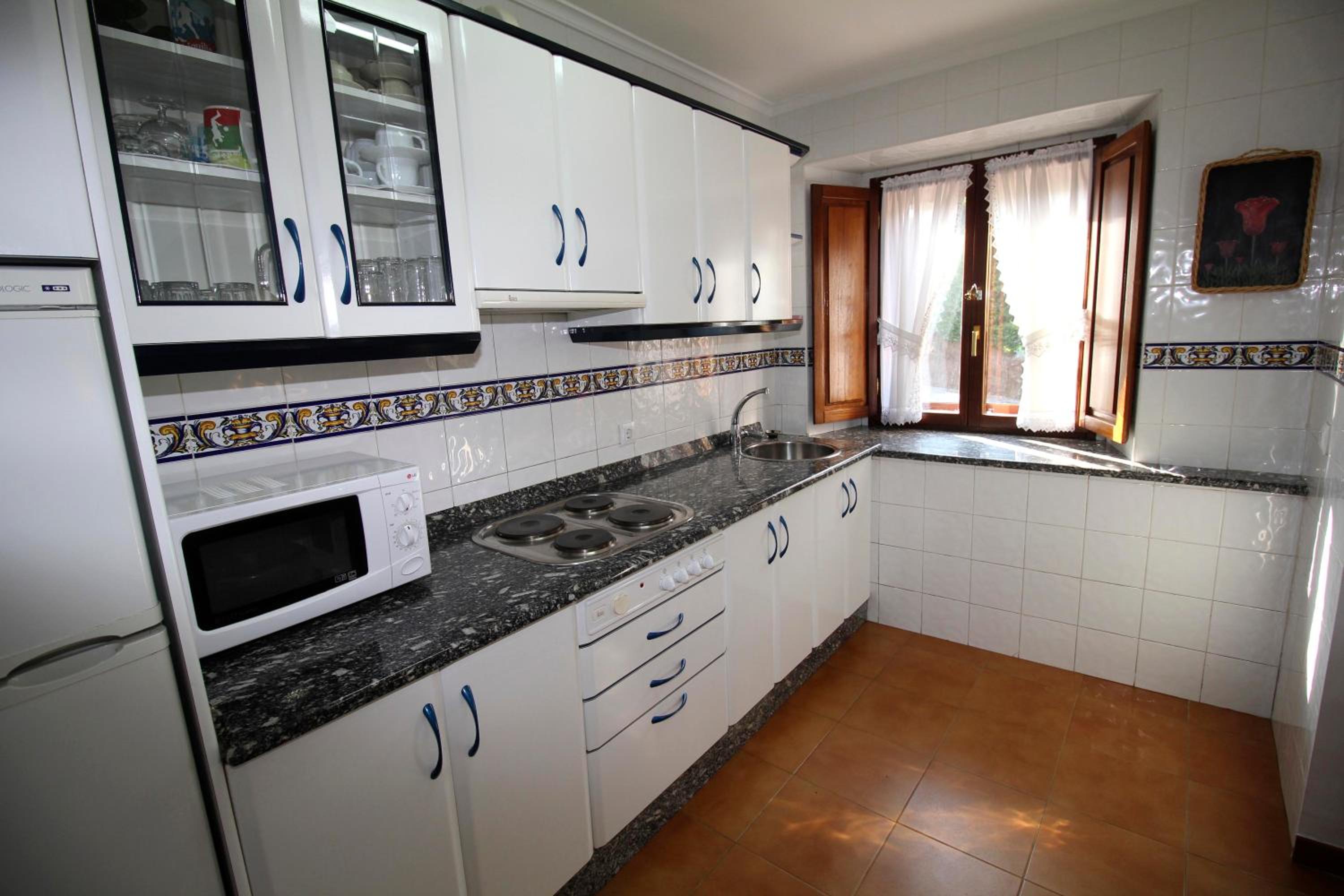 Apartment - Ground Floor photo 2