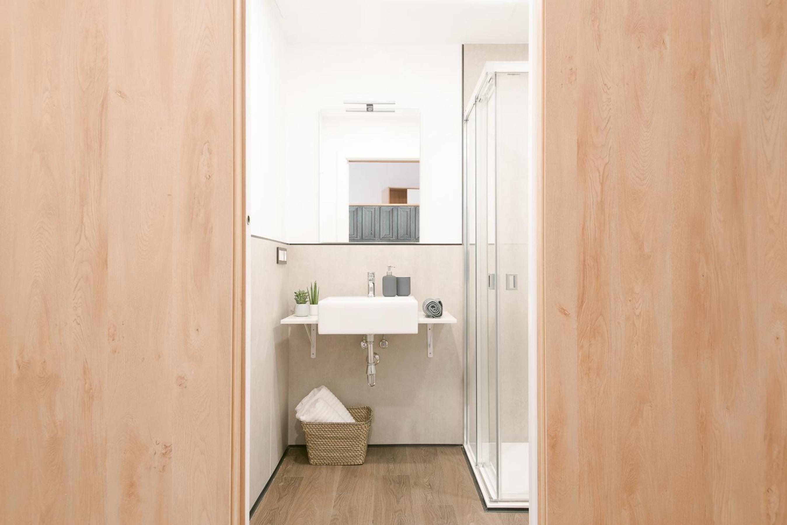 Studio with Patio - Ground Floor