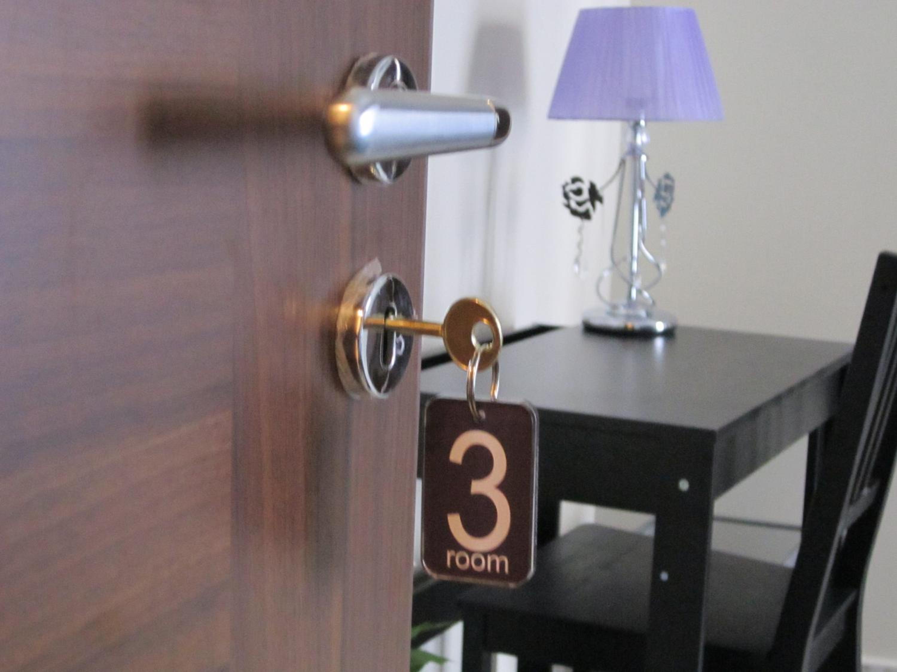 Double Room with Balcony - Photo 24