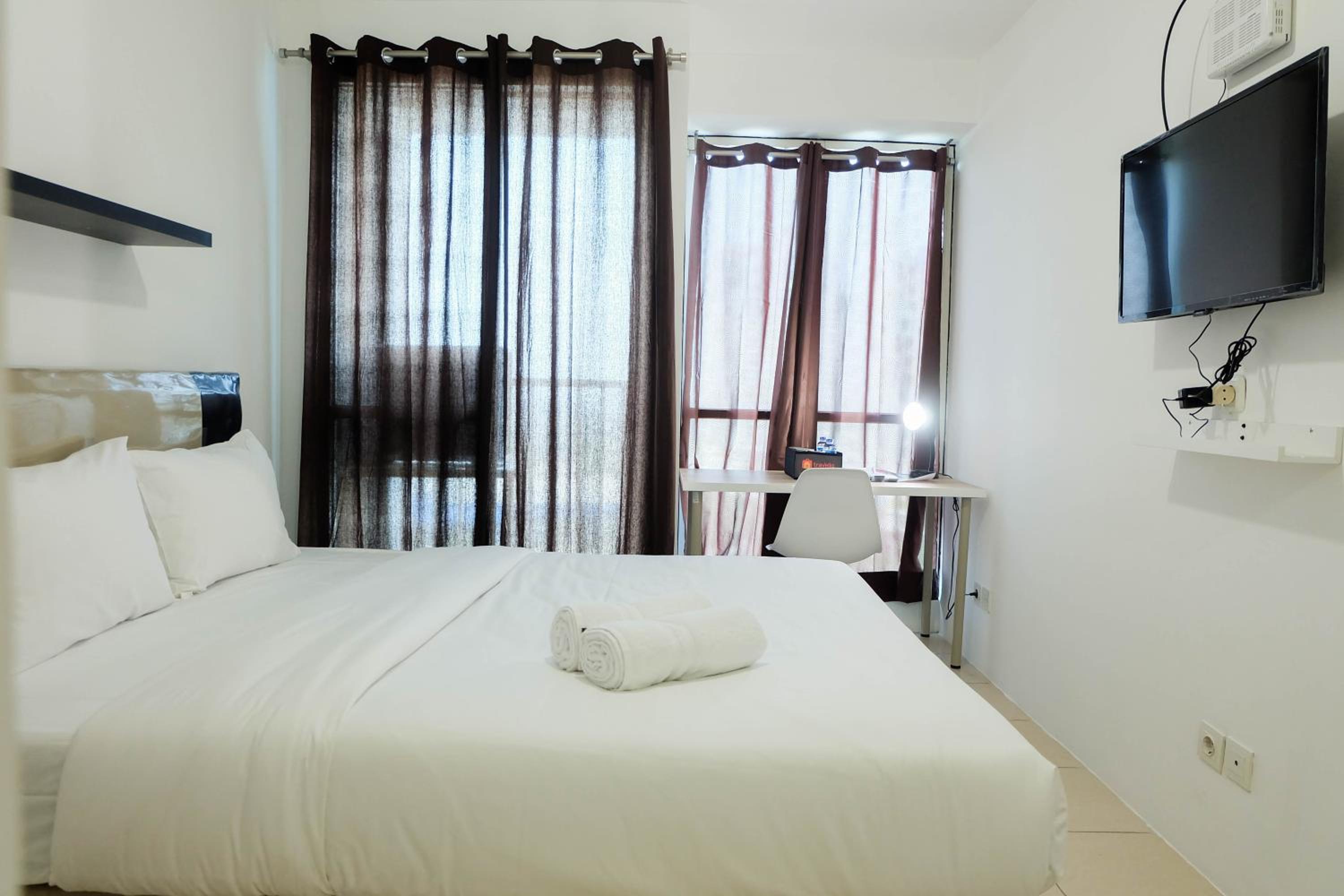 Studio Apartment - Photo 14