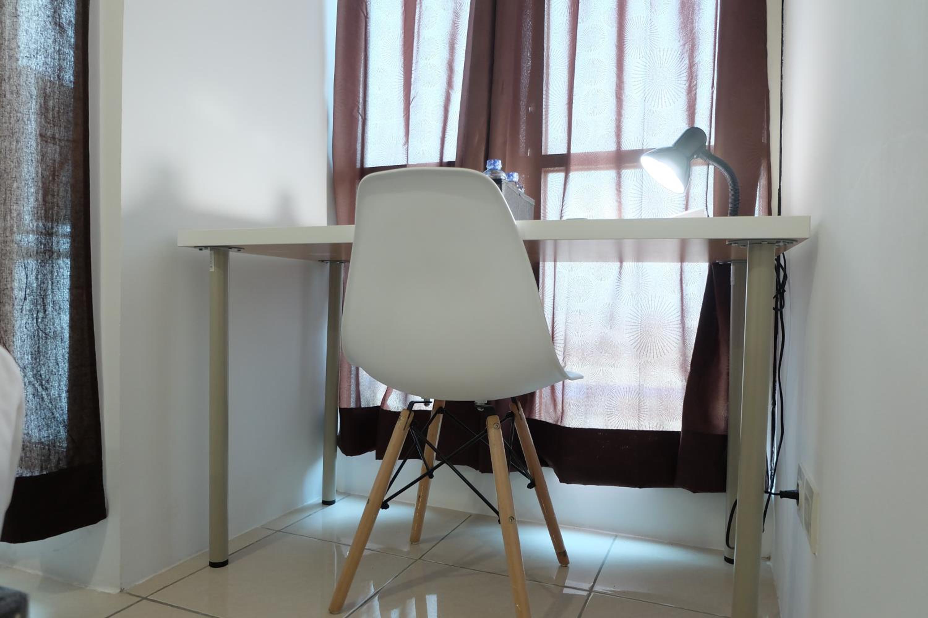 Studio Apartment - Photo 8