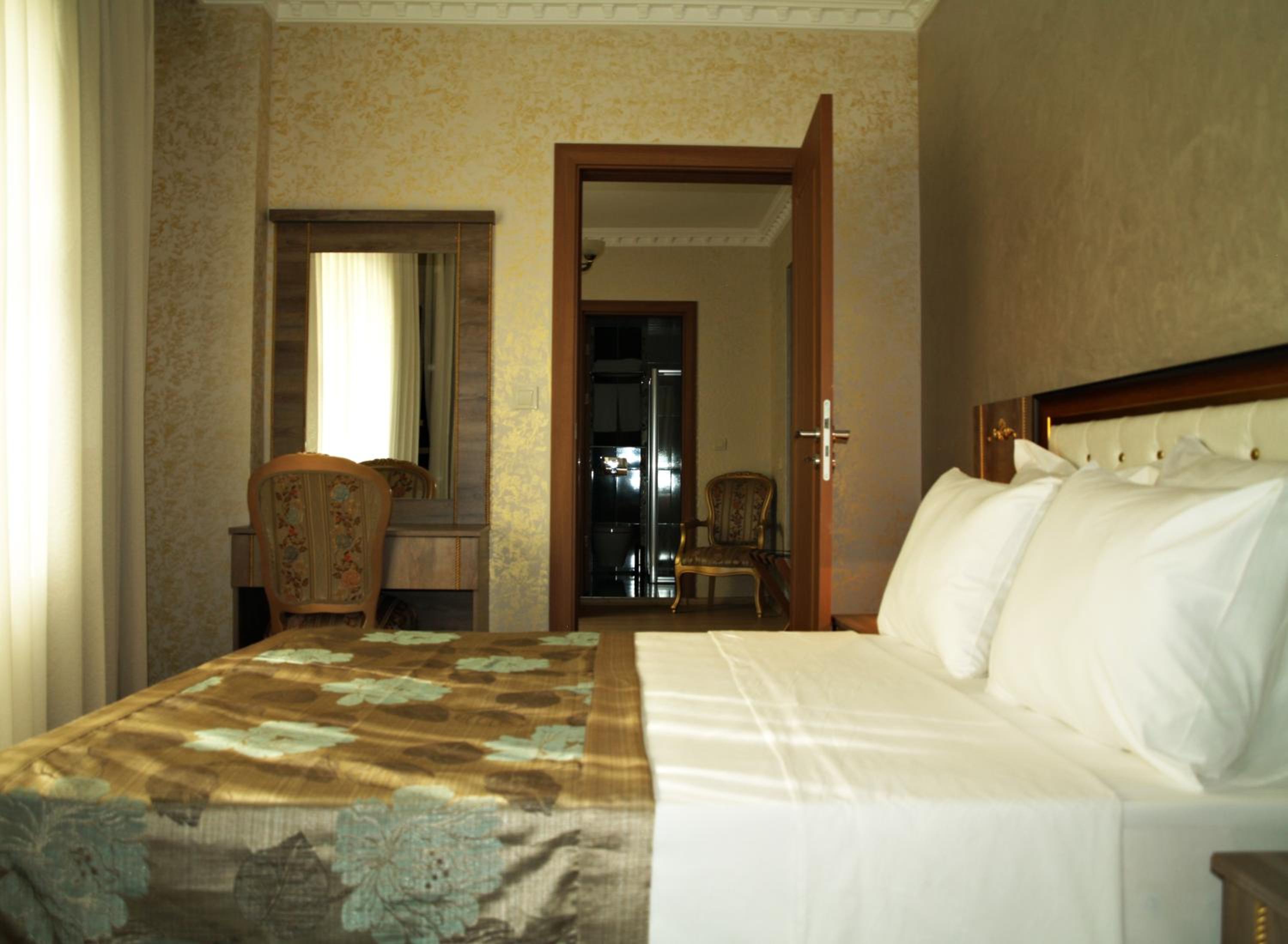 Sultan Executive Family Room photo 1
