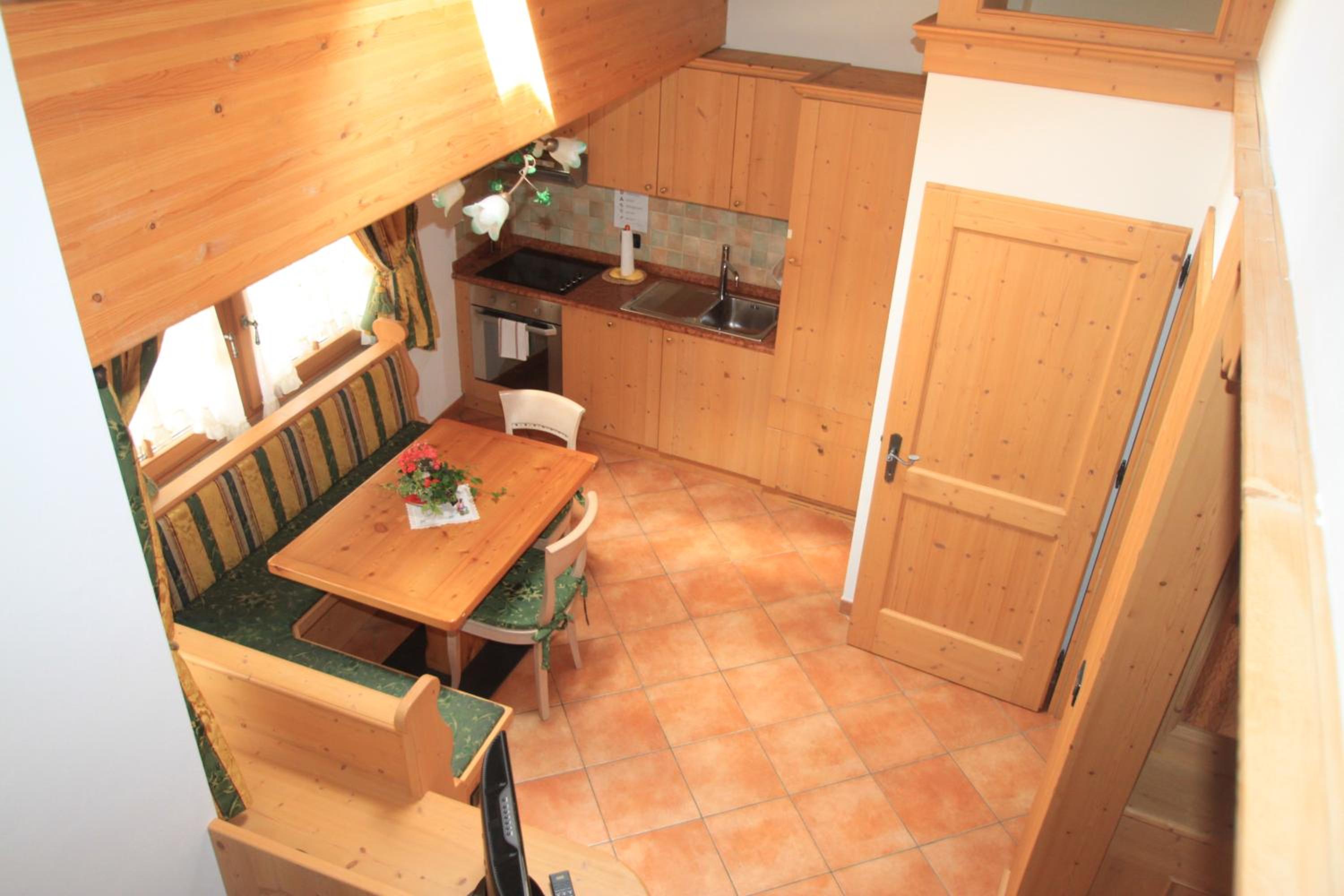 One-Bedroom Apartment (4 Adults) photo 3