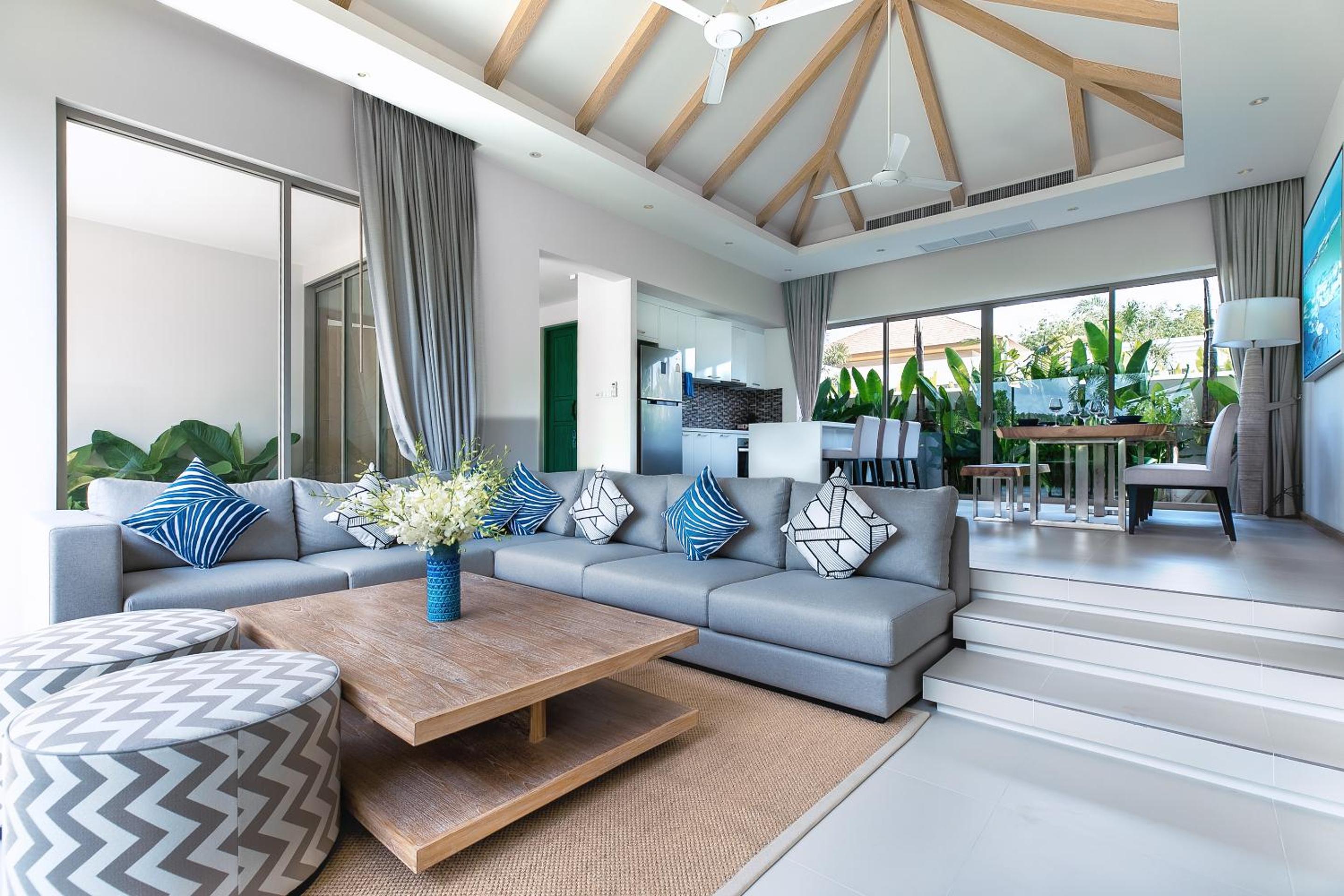 Villa photo 3