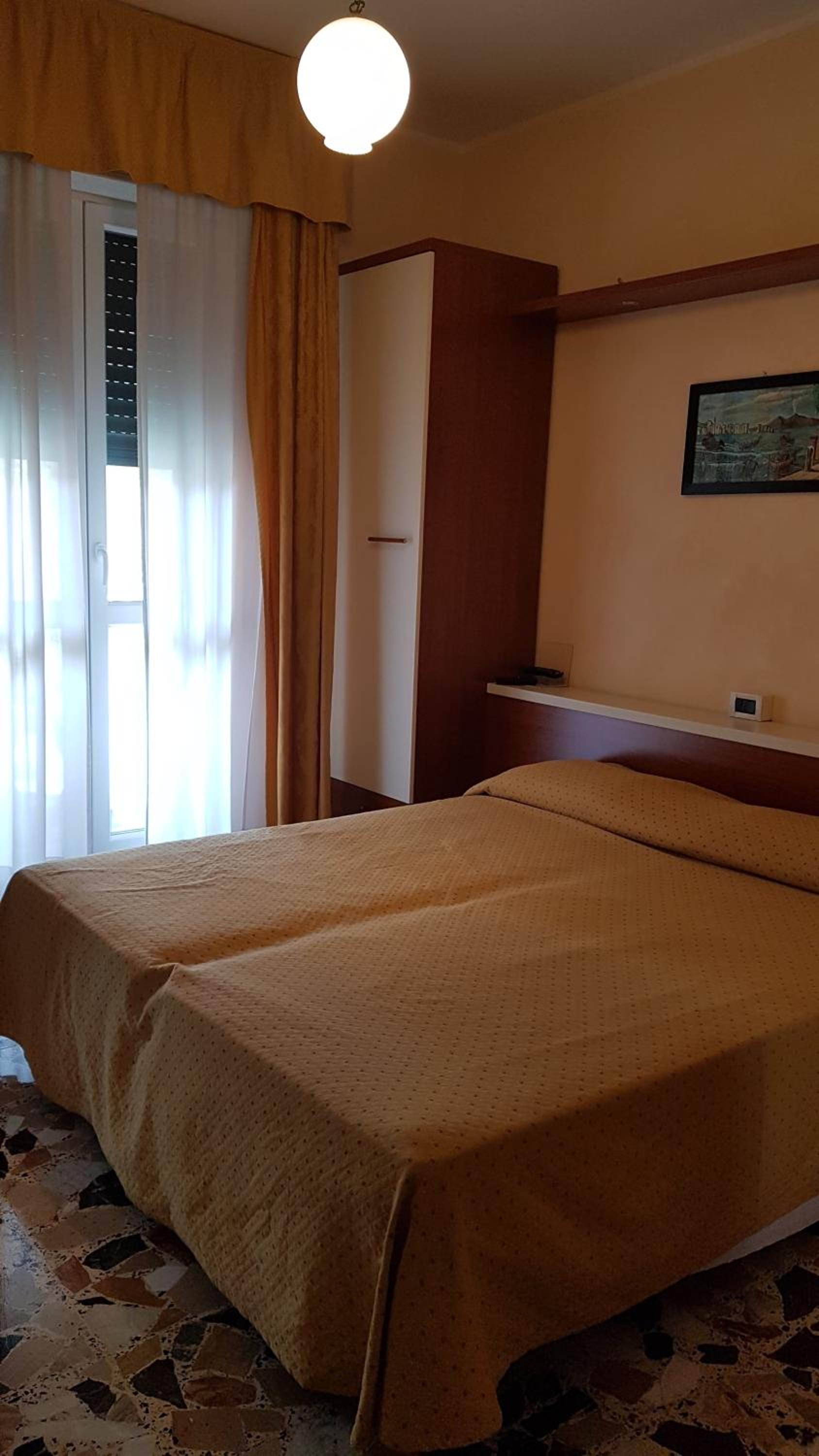 Double or Twin Room with Private Bathroom photo 1