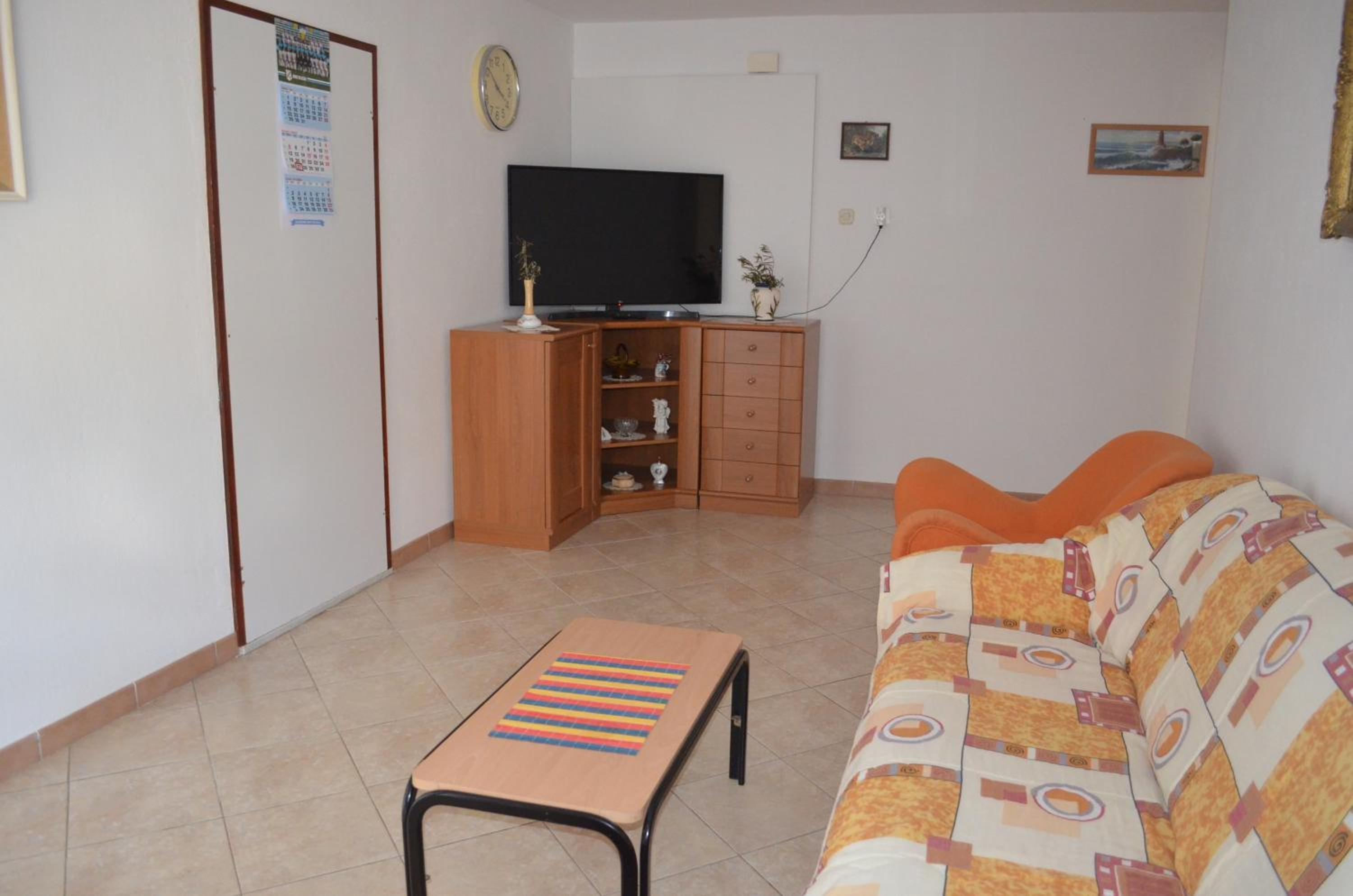Apartment with Terrace photo 2
