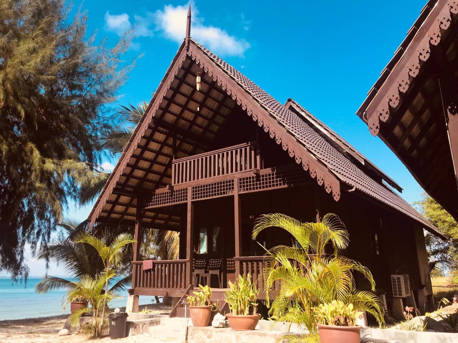 Bungalow - Beach Front photo 3