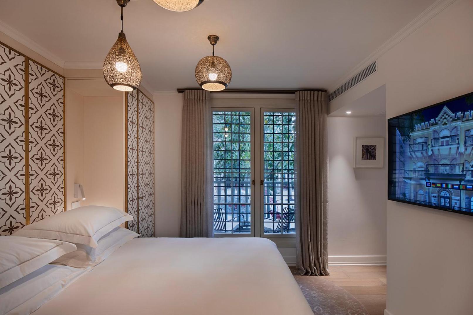 Norton Suite at The Villa Norton Building