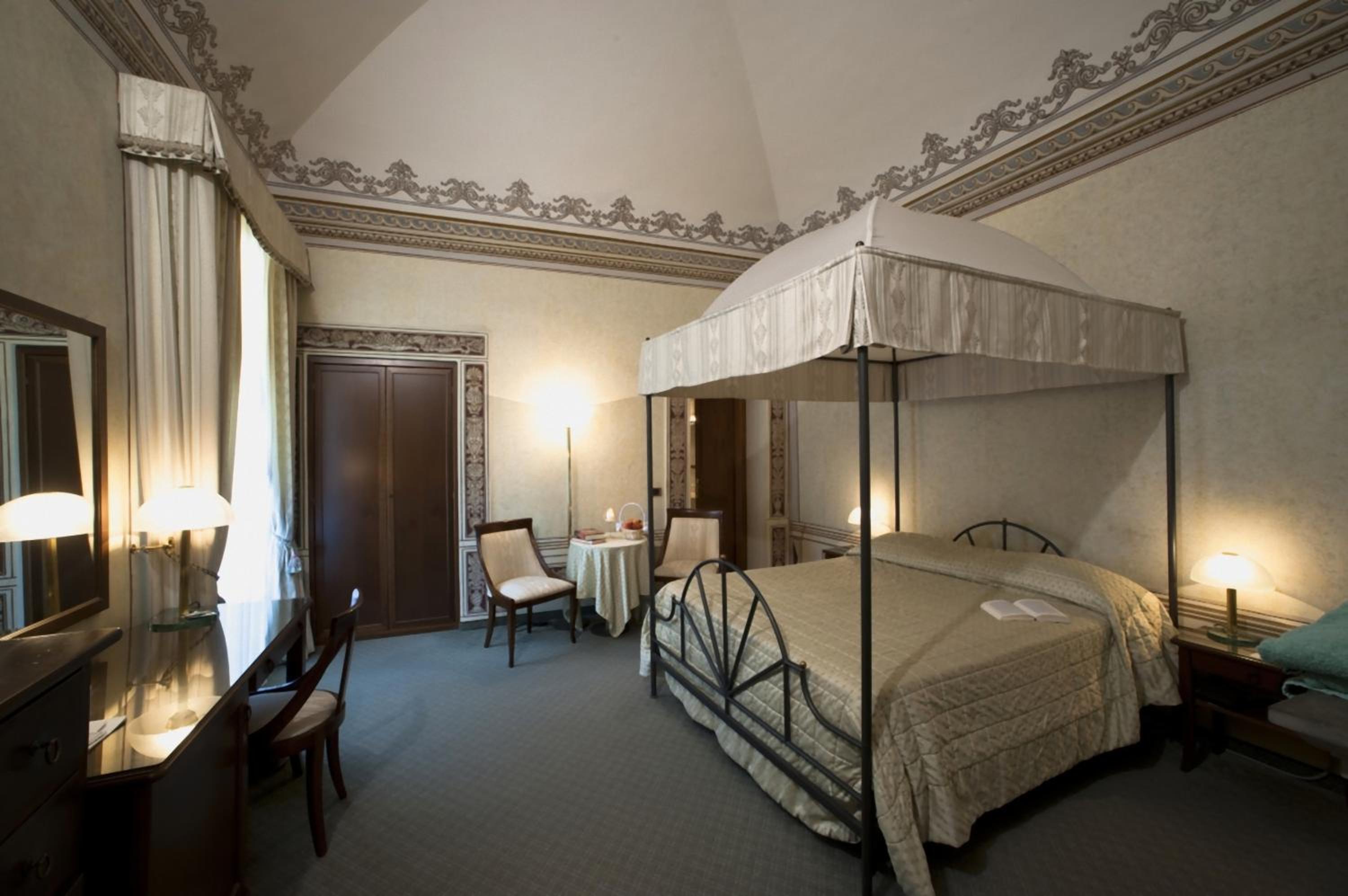 Superior Double Room - Photo 2