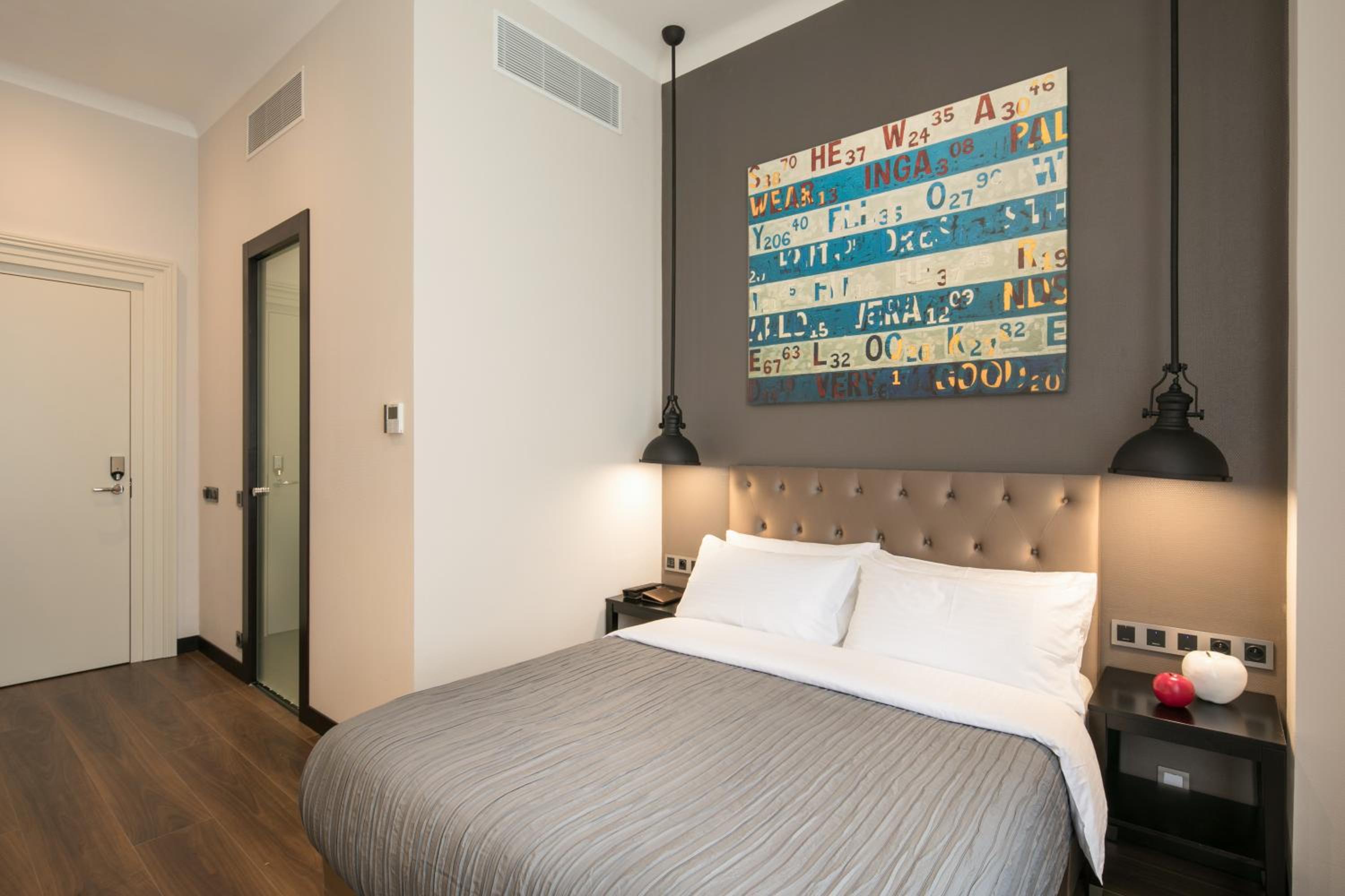 Lower Ground Floor Double Room