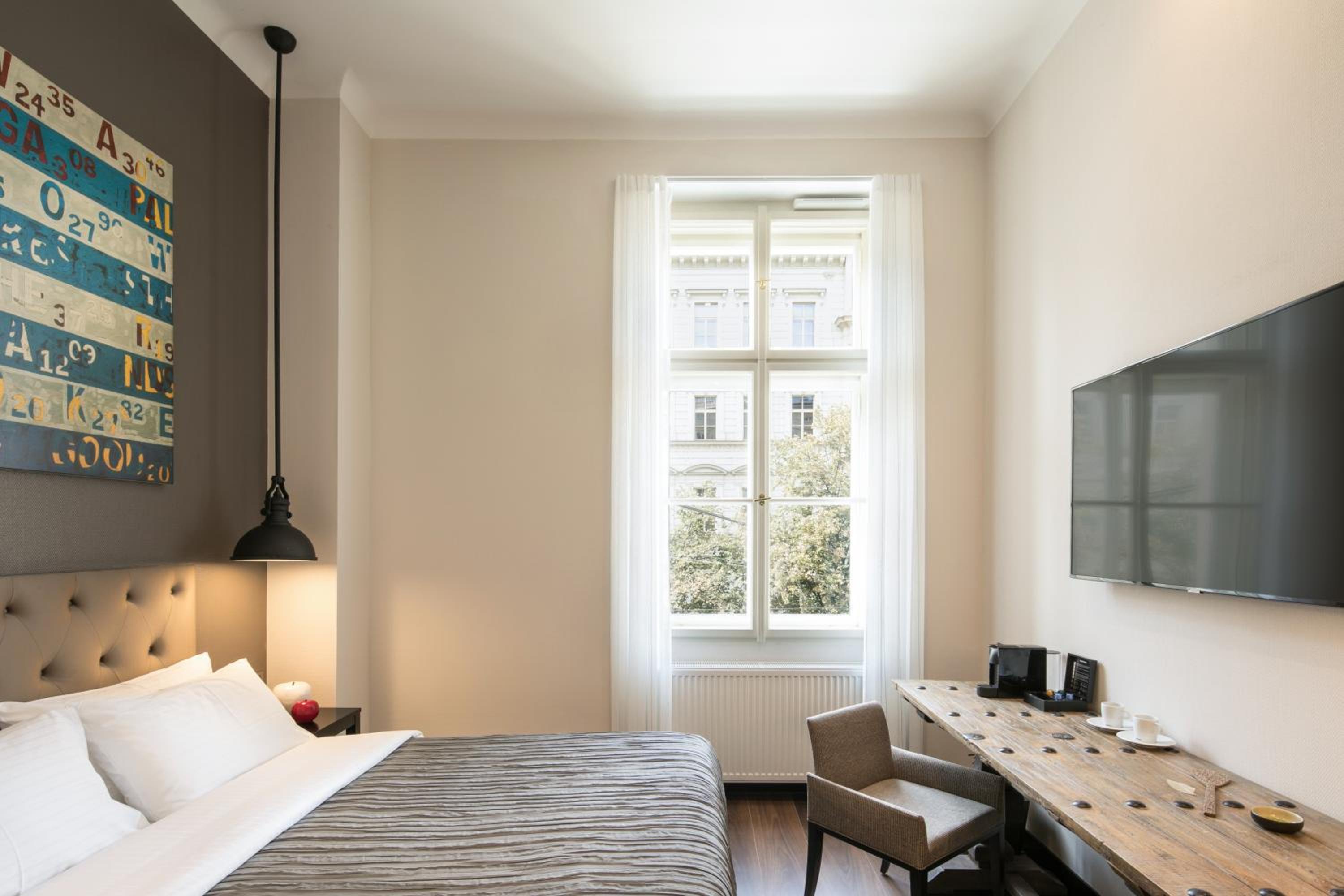 Available room