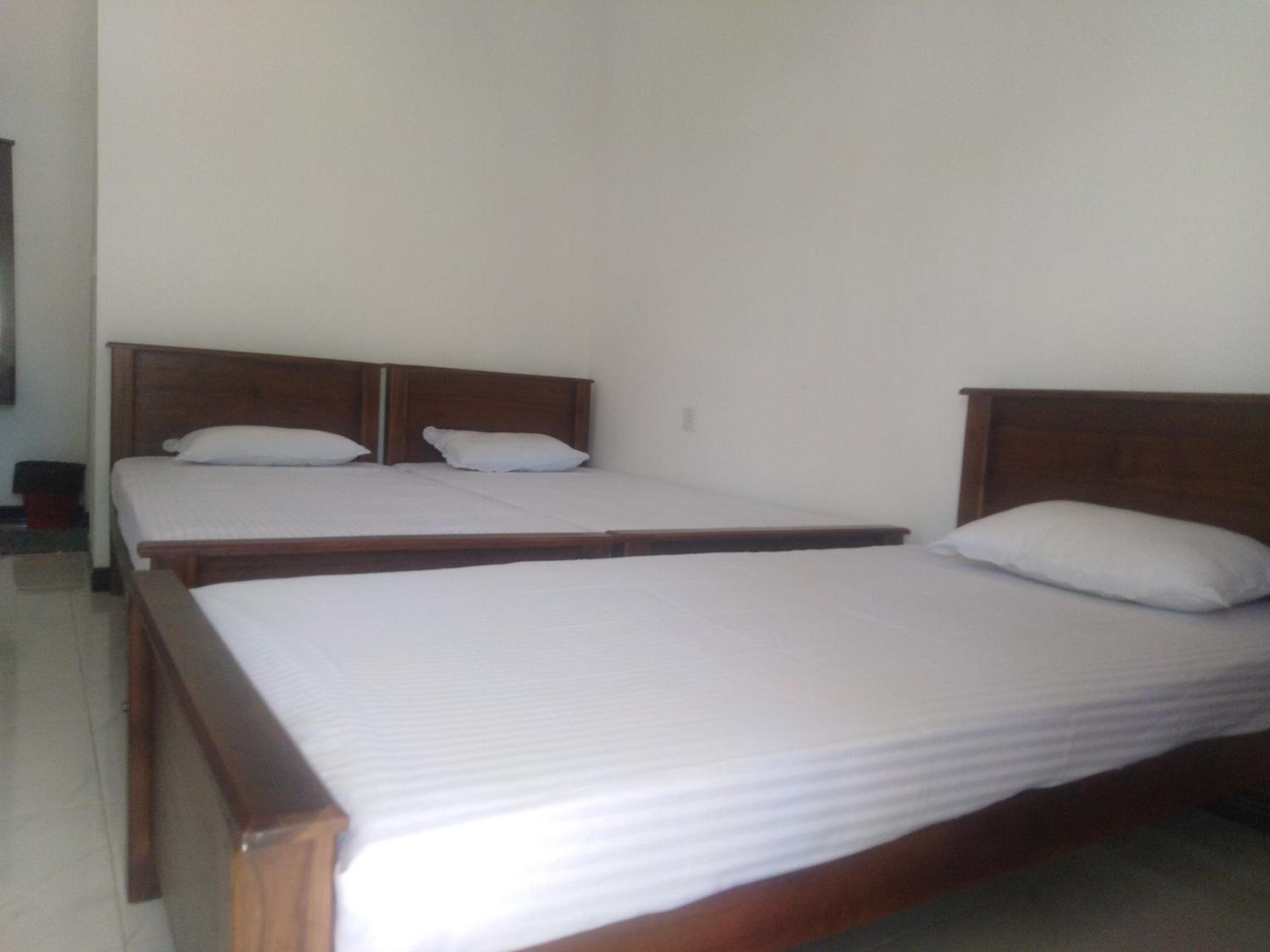 Triple Room with Private Bathroom photo 3